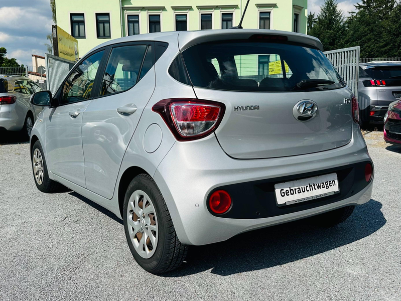 Hyundai i10 Trend 84800 KM KLIMA TEMPOMAT EINPARHILFE SITZHEIZUNG TÜV NEU — photo 8
