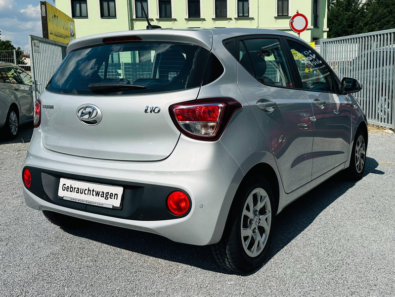 Hyundai i10 Trend 84800 KM KLIMA TEMPOMAT EINPARHILFE SITZHEIZUNG TÜV NEU — photo 6