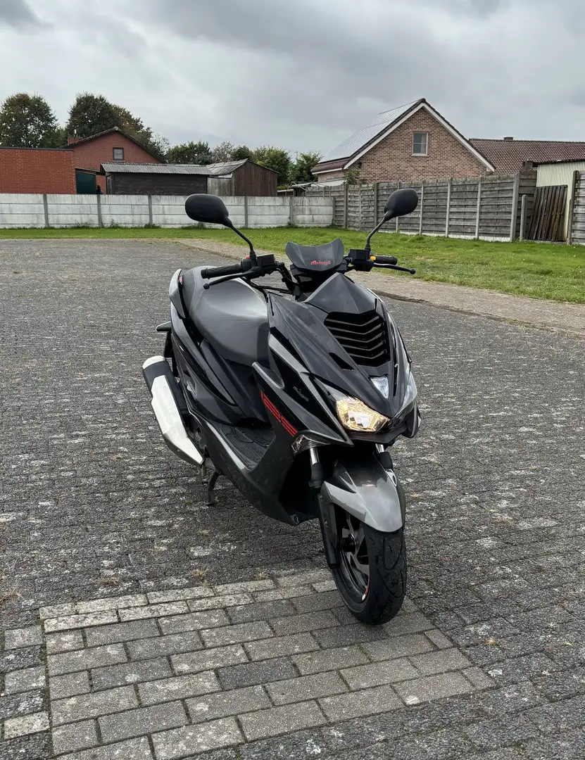 Malaguti Madison 125 malaguti MISSION 125cc Schwarz - 1