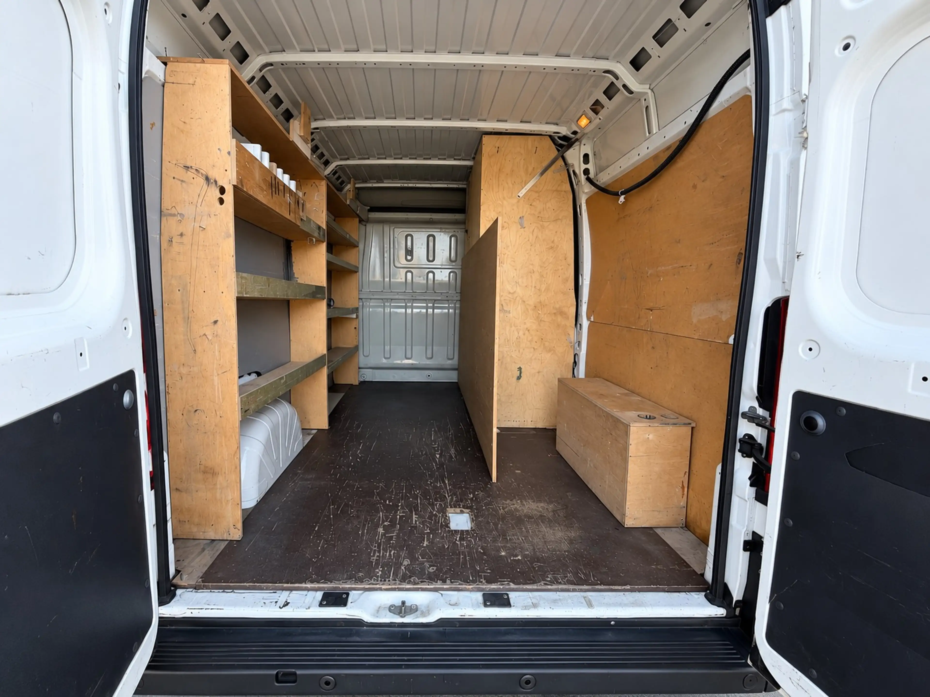 Peugeot Boxer Boxer 2.0 BlueHDi L2H2 PRO S/S Navi /Regulateur/(GARANTIE 12 MOIS) — photo 6