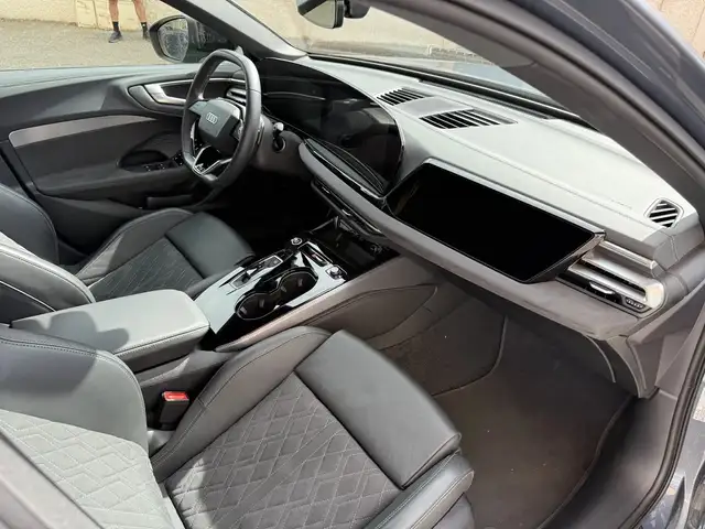 Audi A5 view 11