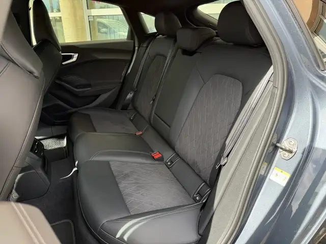 Audi A5 view 13