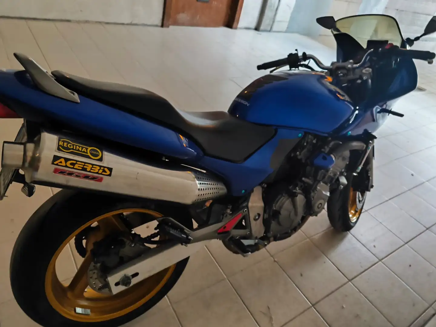Honda Hornet 600 S Bleu - 1