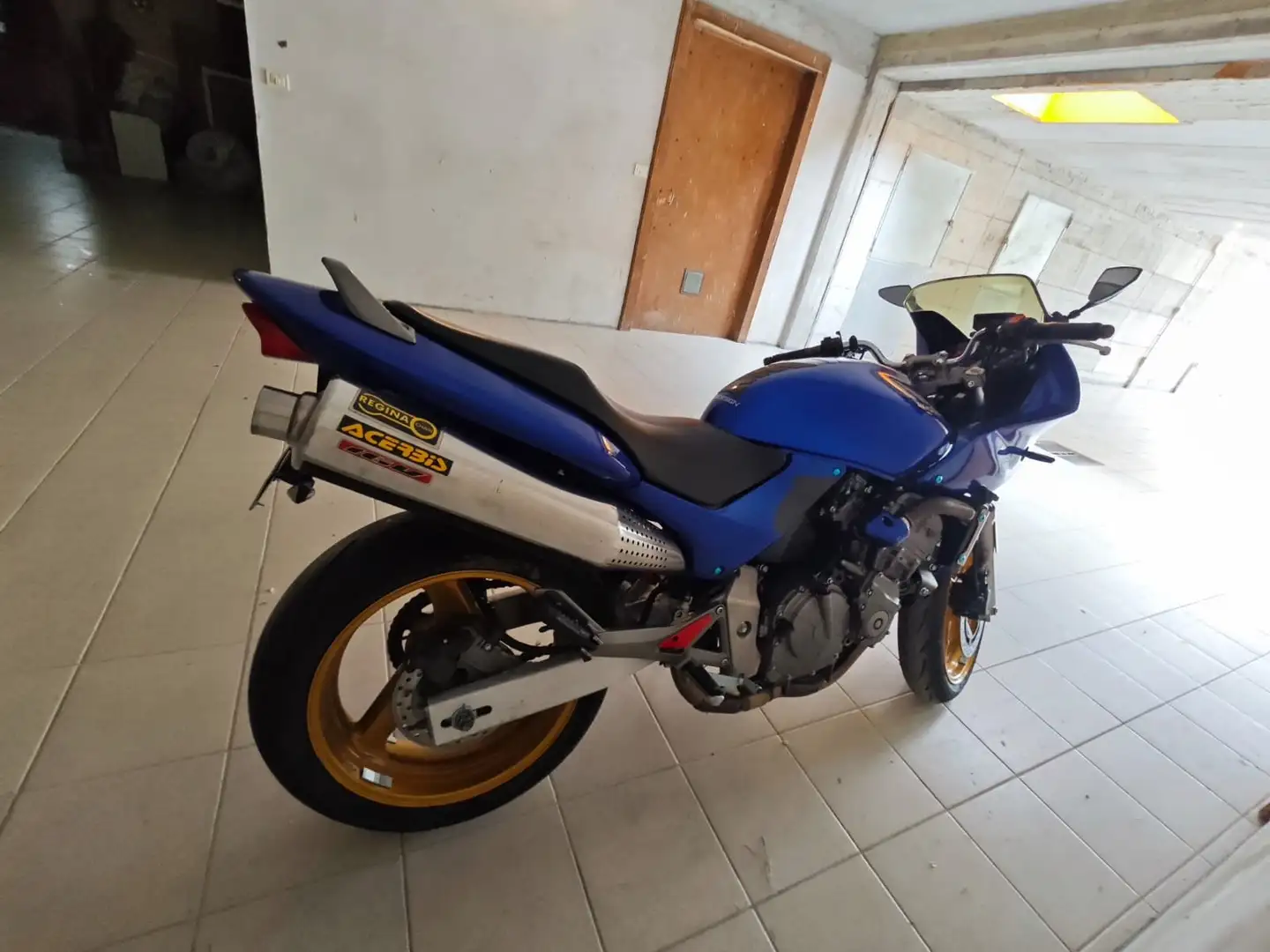 Honda Hornet 600 S Bleu - 2