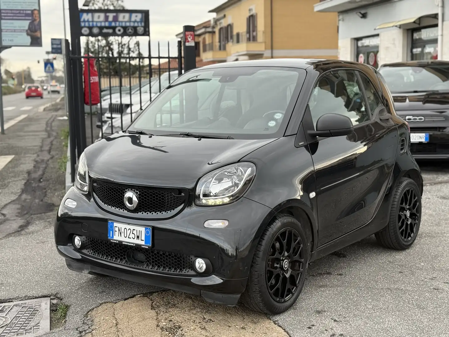 smart forTwo 1.0 PASSION 71cv TWINAMIC PACK SPORT UFF. Negro - 1