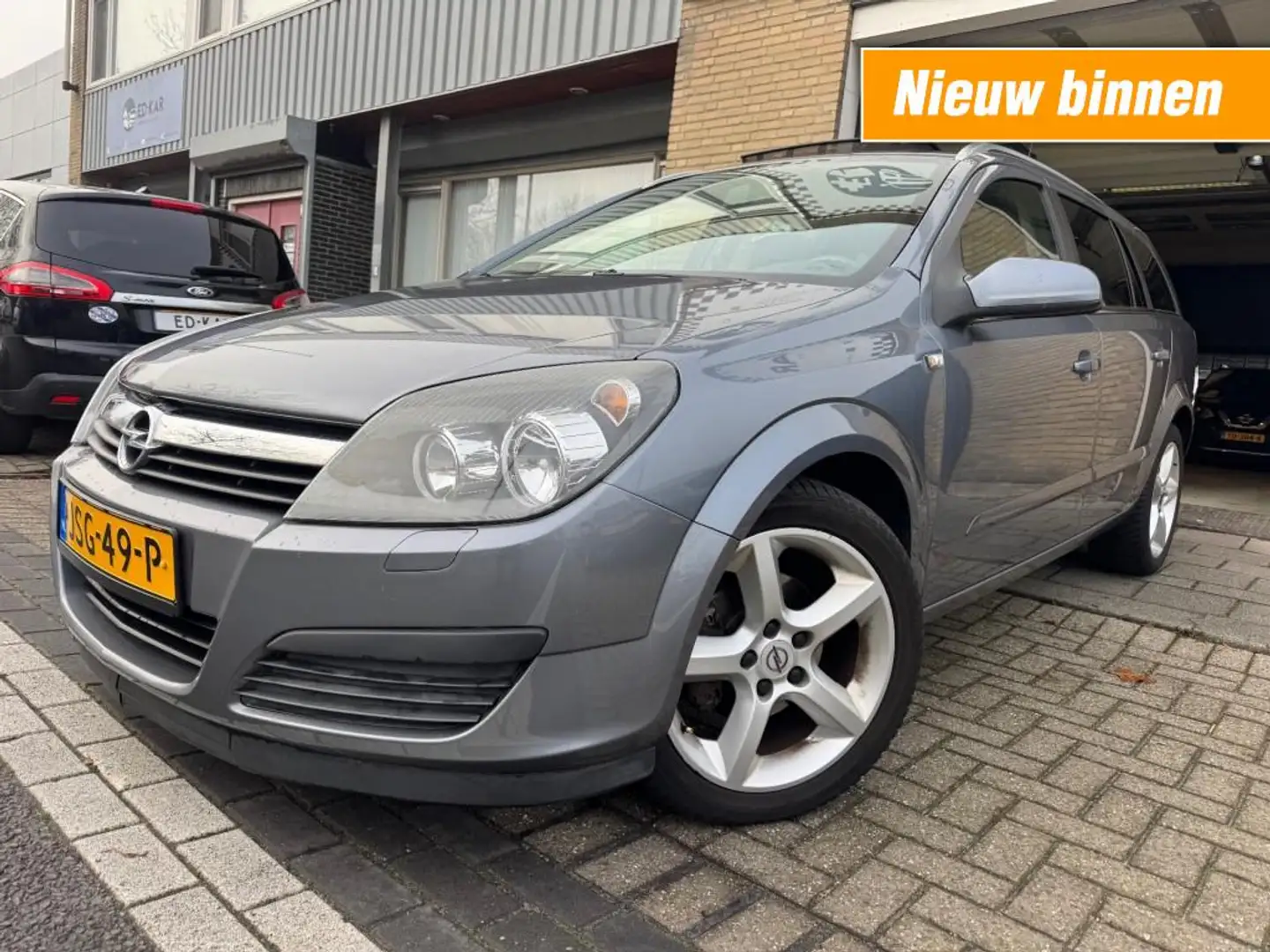 Opel Astra 1.6 Cosmo AIRCO AUTOMAAT PANORAMA CRUISE LMV RIJDT Grau - 1