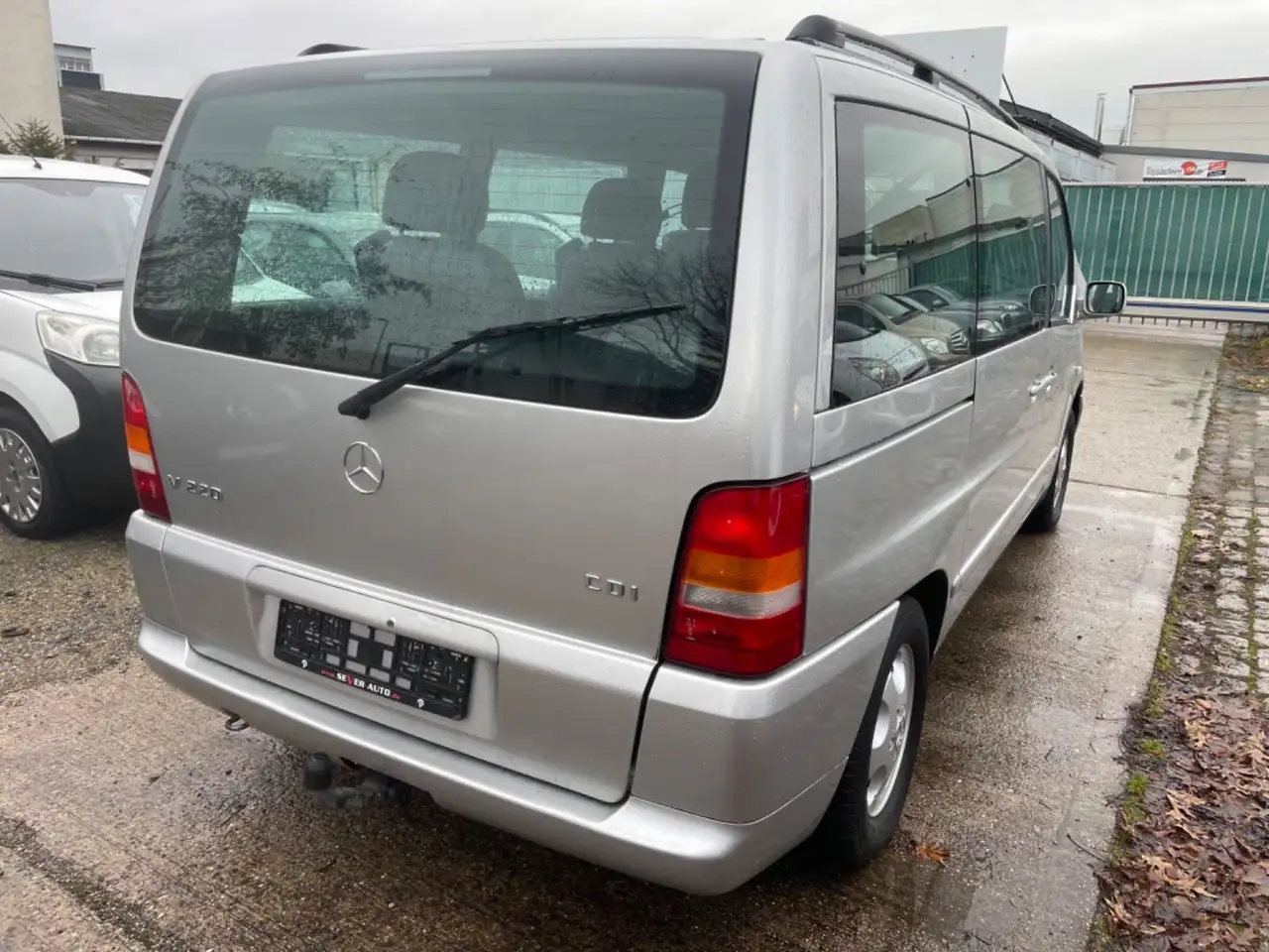 Mercedes-Benz V 220 CDI AUTOMATIK mit Rollstuhl-Rampe TÜV NEU, foto 3
