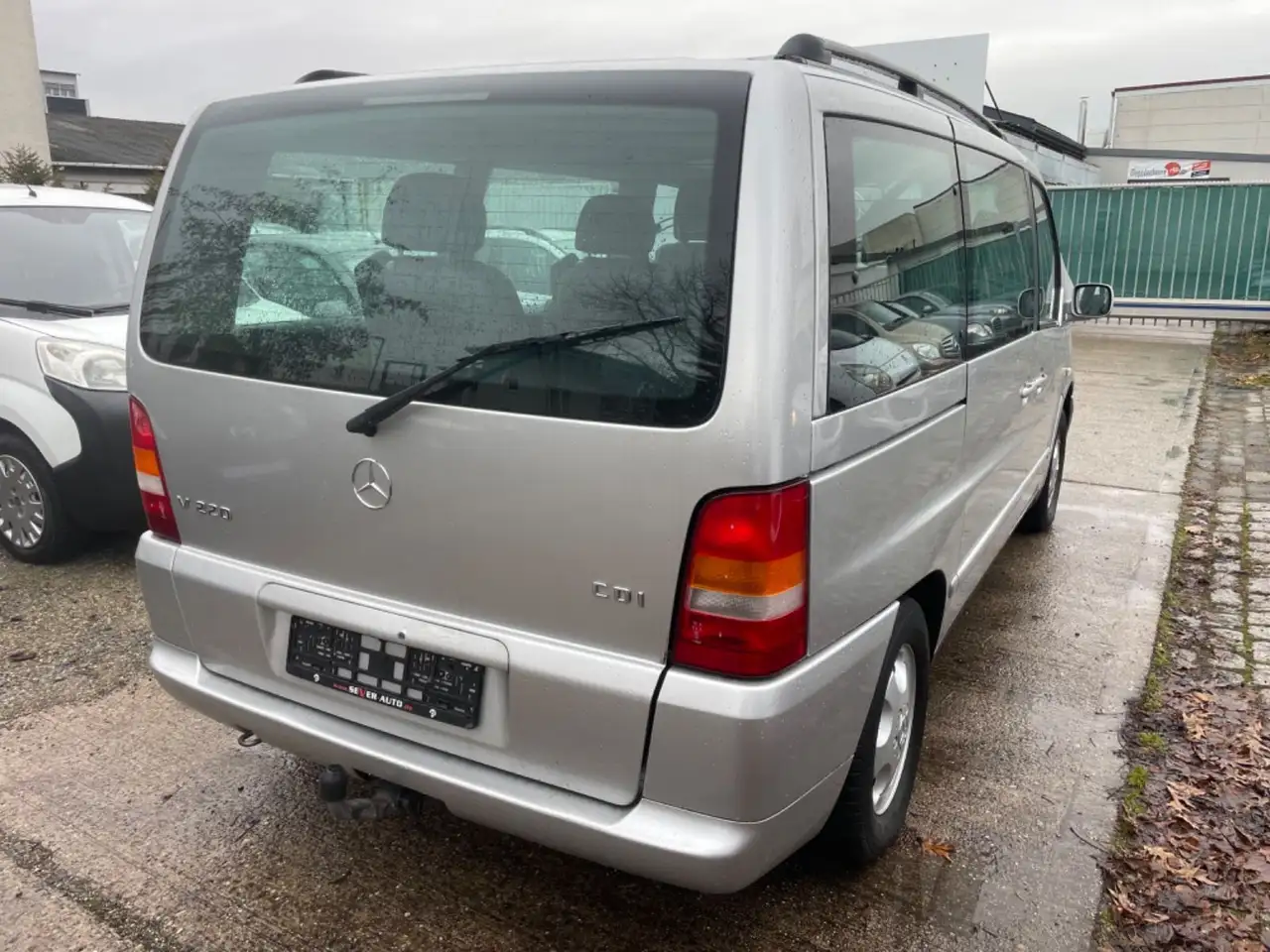 Mercedes-Benz V 220 CDI AUTOMATIK mit Rollstuhl-Rampe TÜV NEU, foto 4