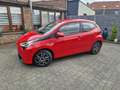 Toyota Aygo 1.0i VVT-i x-play II Rood - thumbnail 1