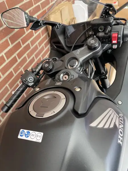 Honda CBR 650 - foto 4