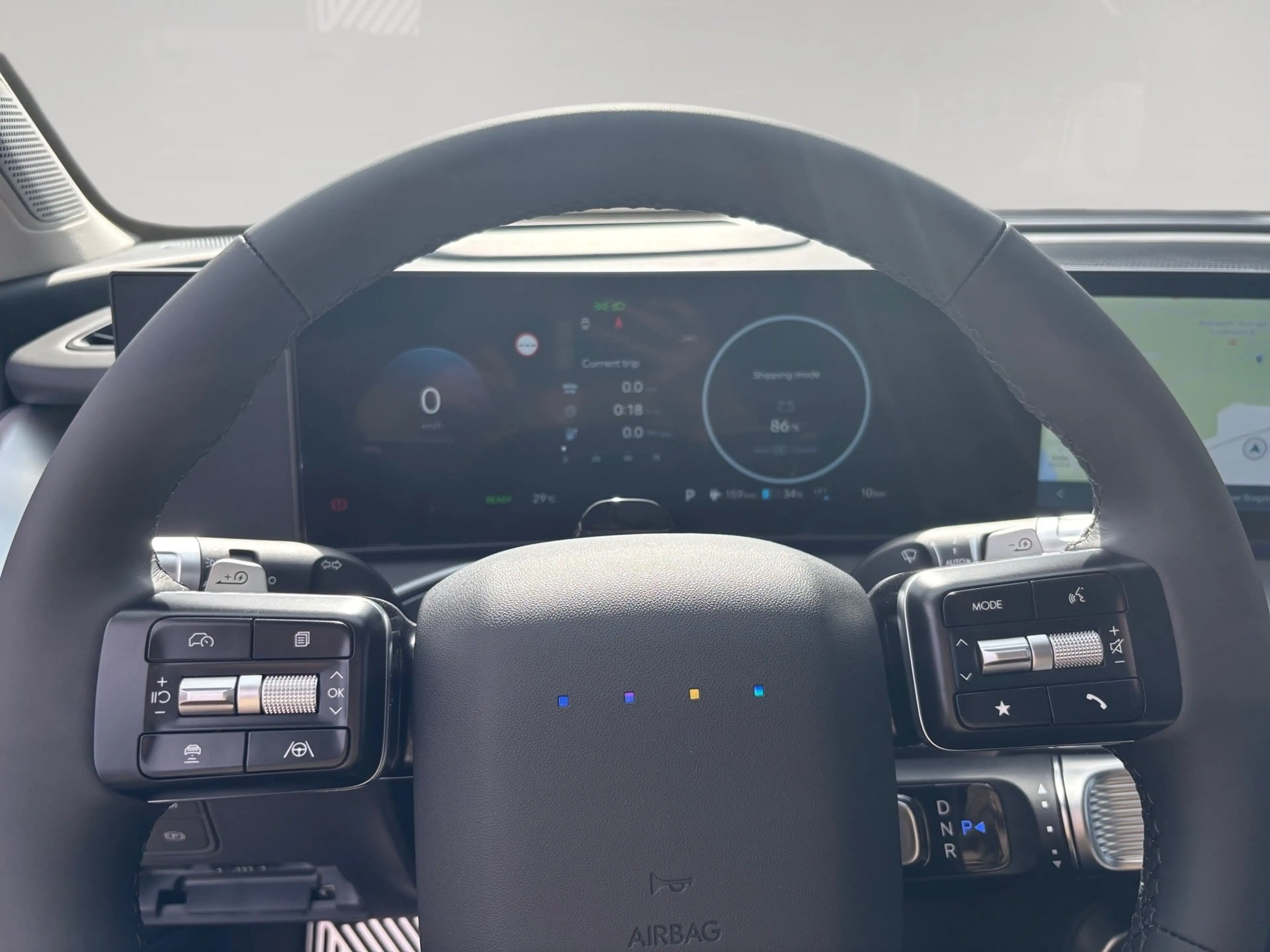 Hyundai IONIQ 9 110kWh CENTRIQ 7-Sitzer 4WD Panoramadach — photo 8