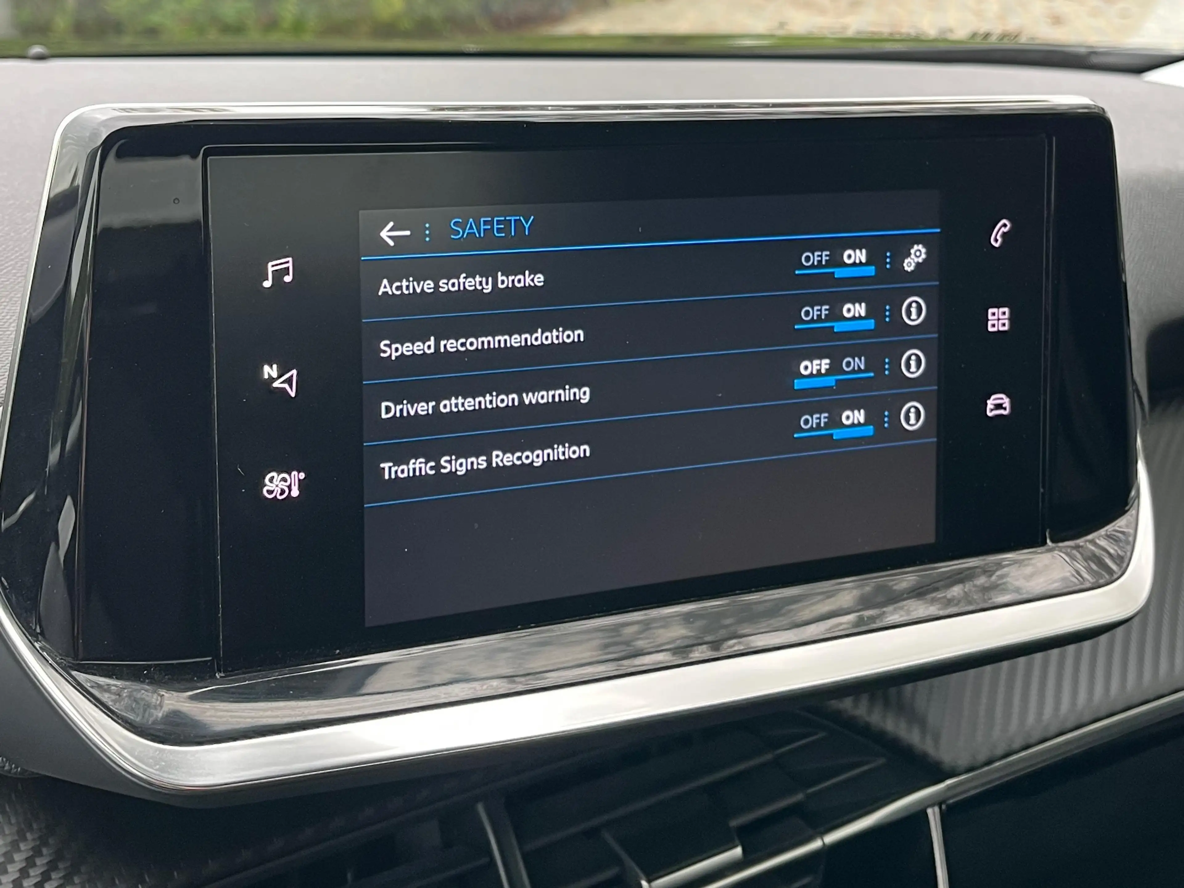 Peugeot 2008 2008 1.2 PureTech S/1eigenr/33900km/Carplay/Camera/Navi/Cruise... — photo 21