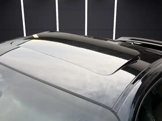 Porsche 911 view 17