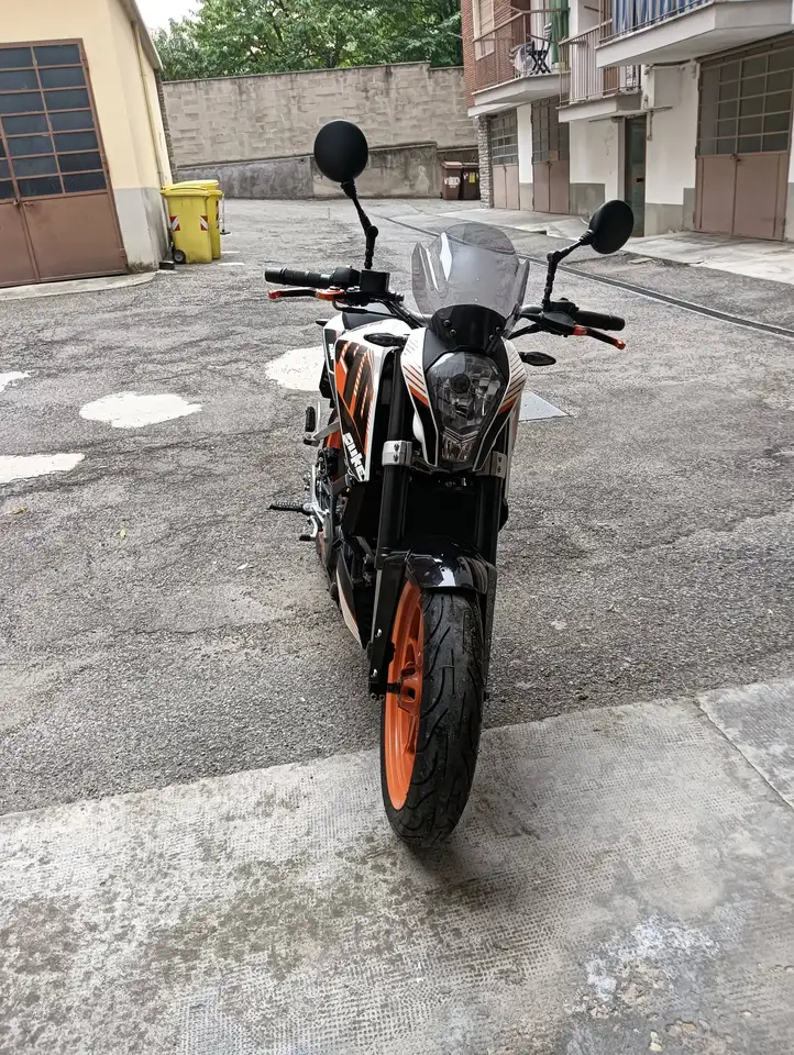 KTM 390 Duke