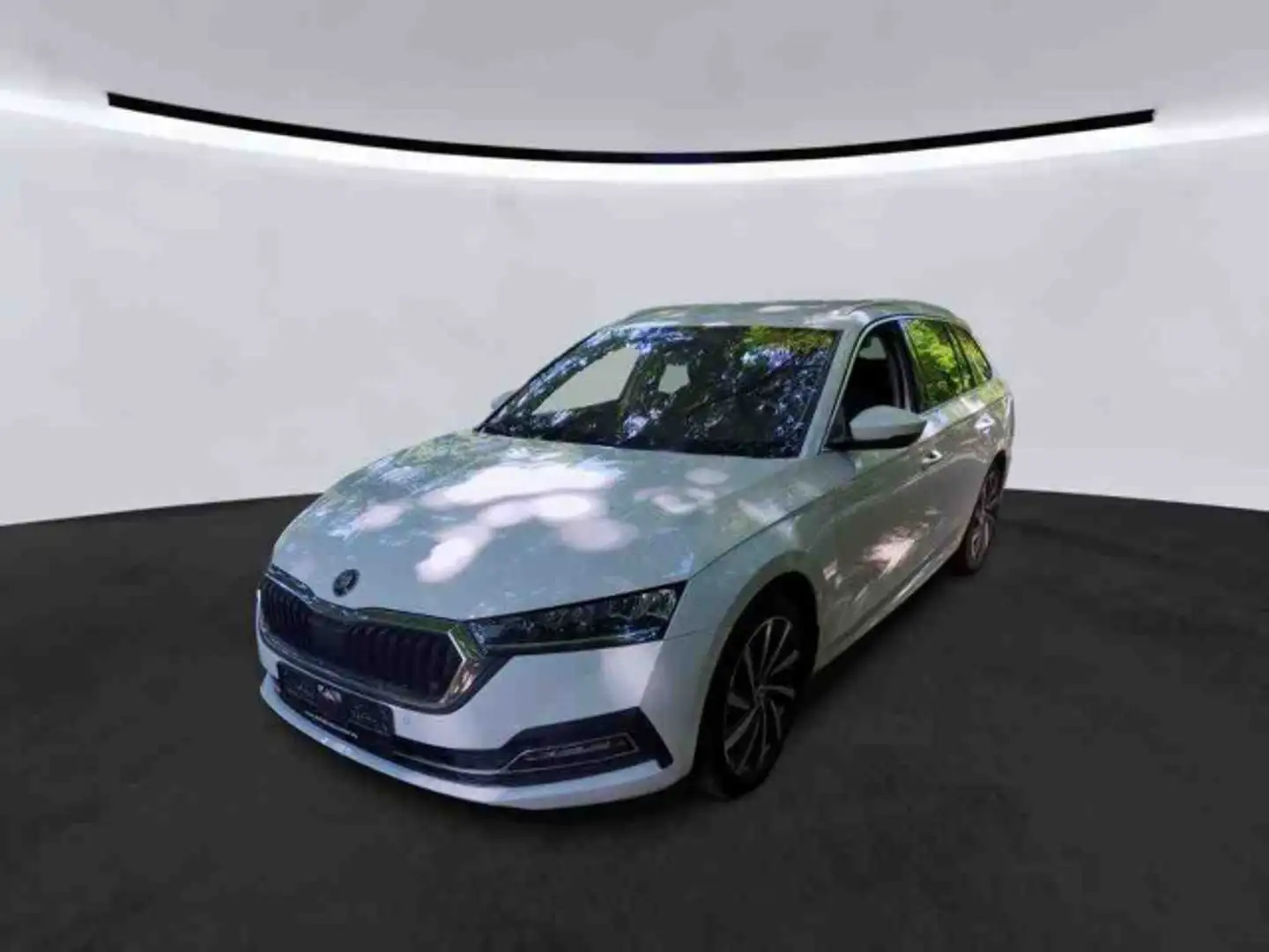 Skoda Octavia Combi 2.0 TDI DSG STYLE LM18 HuD AHK Weiß - 2