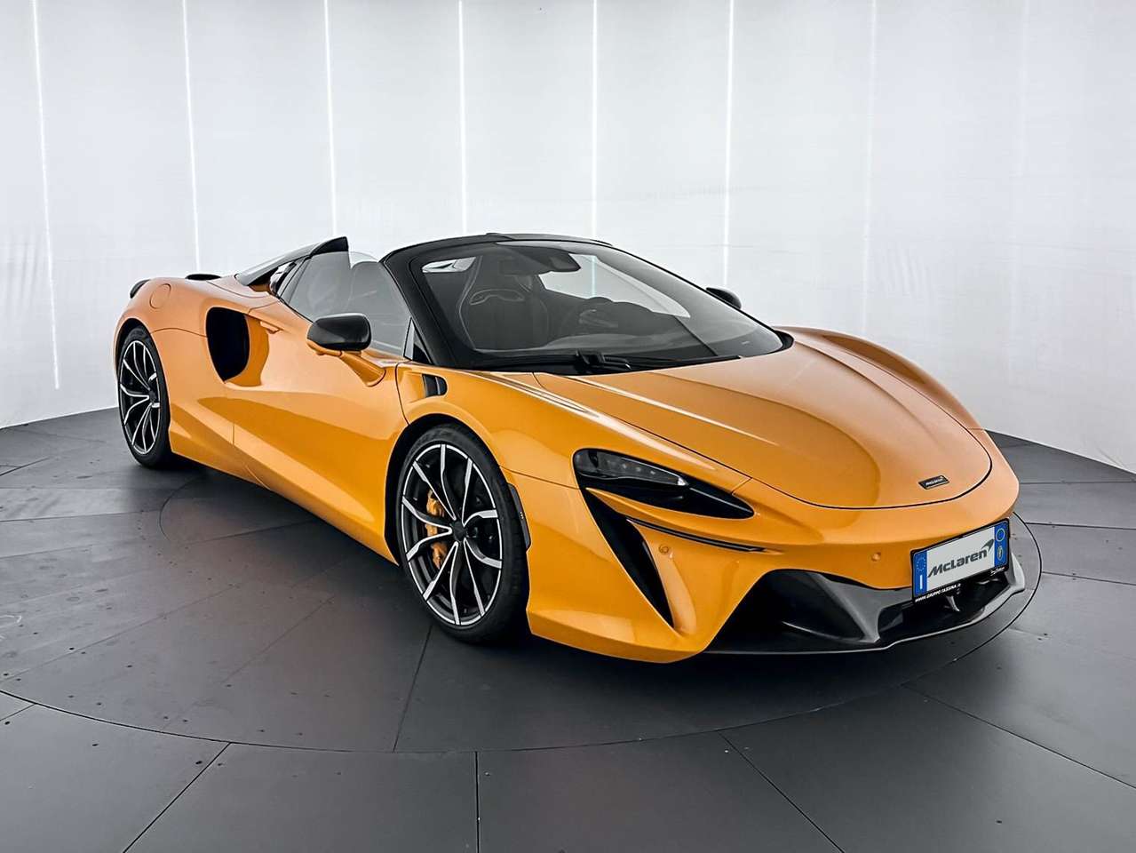 McLaren Artura Artura Spider