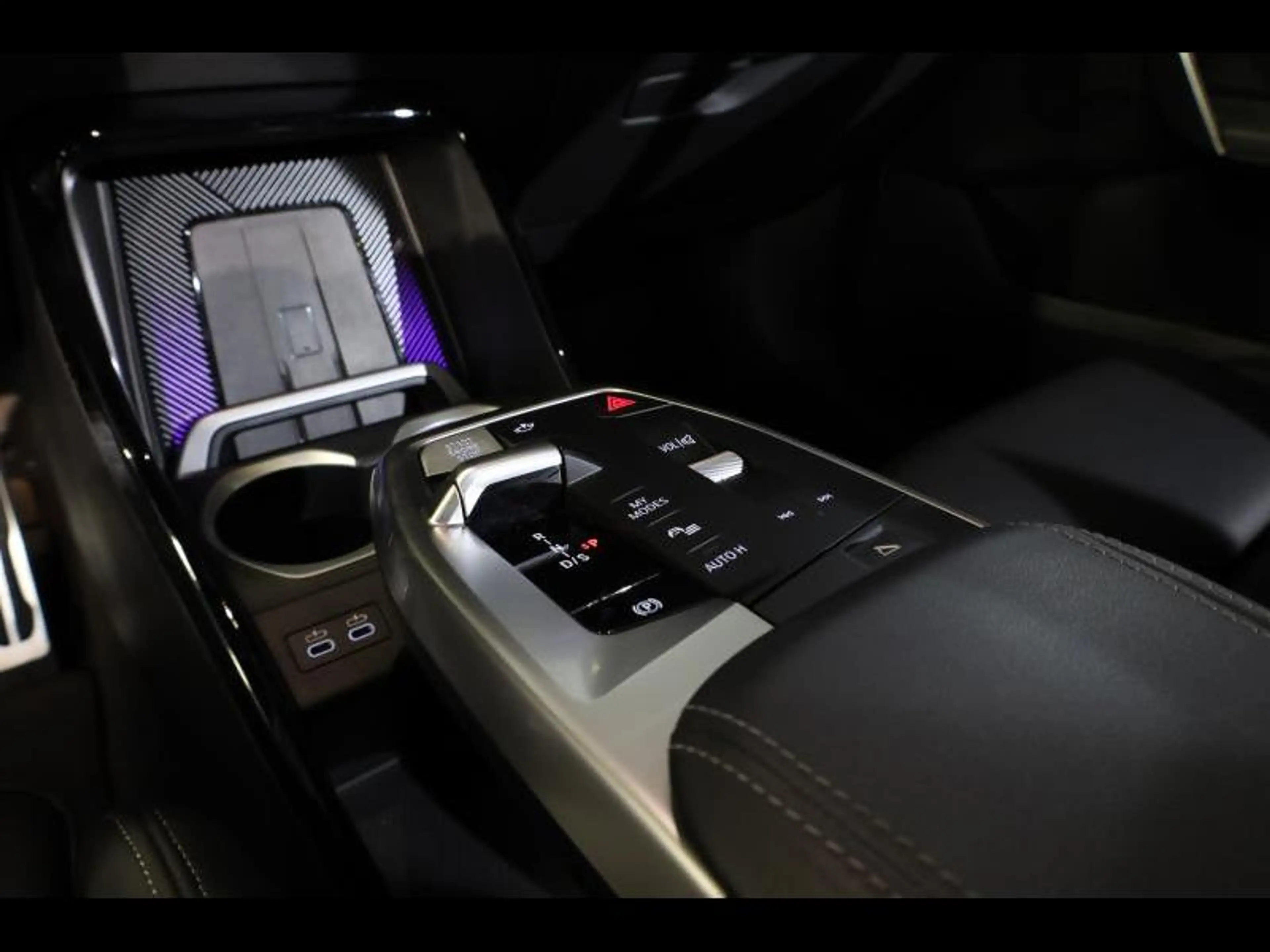BMW X2 sDrive20i Kit M Sport — photo 12