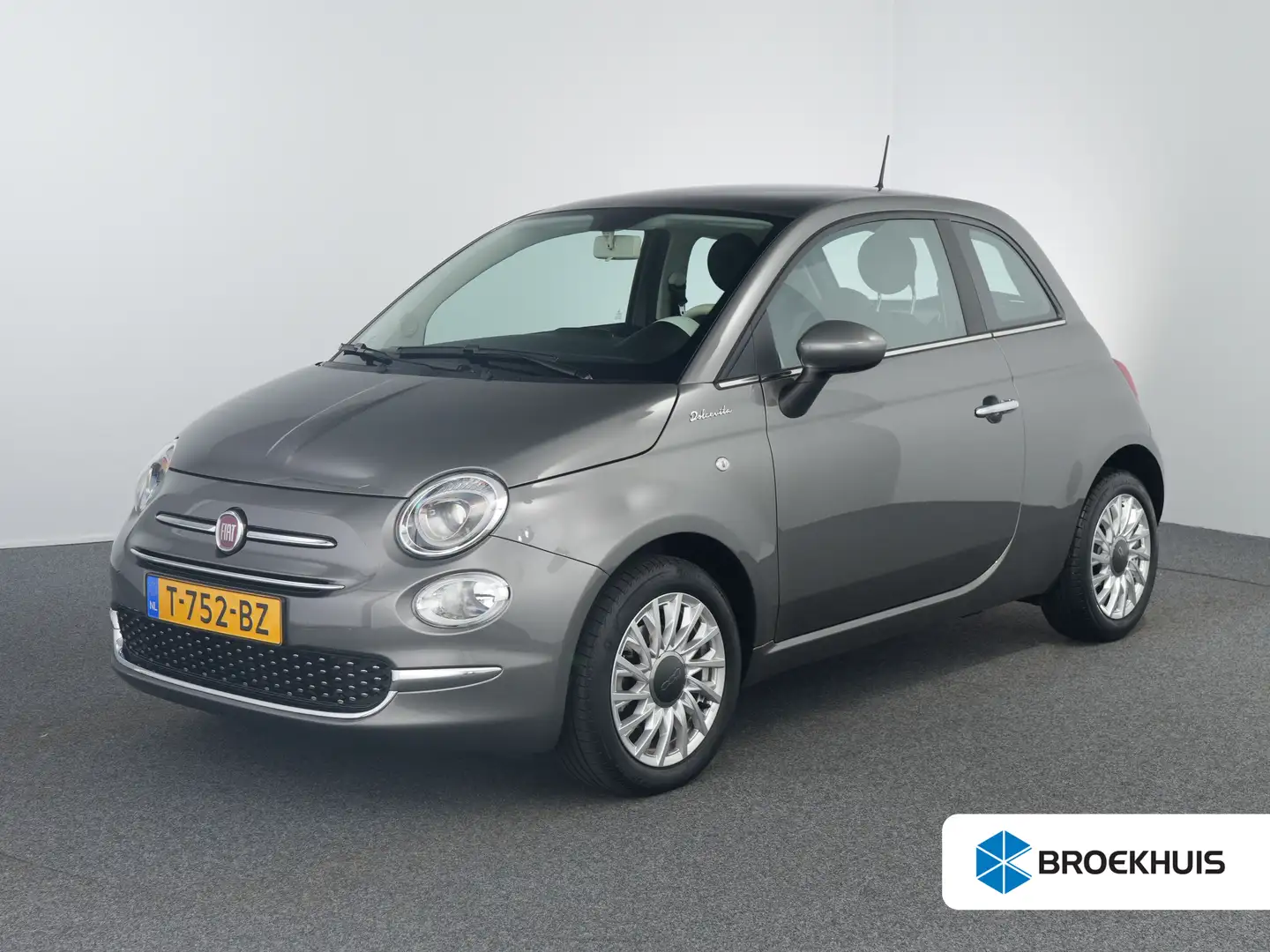 Fiat 500 1.0 70PK HYBRID DOLCEVITA AIRCO / 15"LMV / CRUISEC Grau - 1