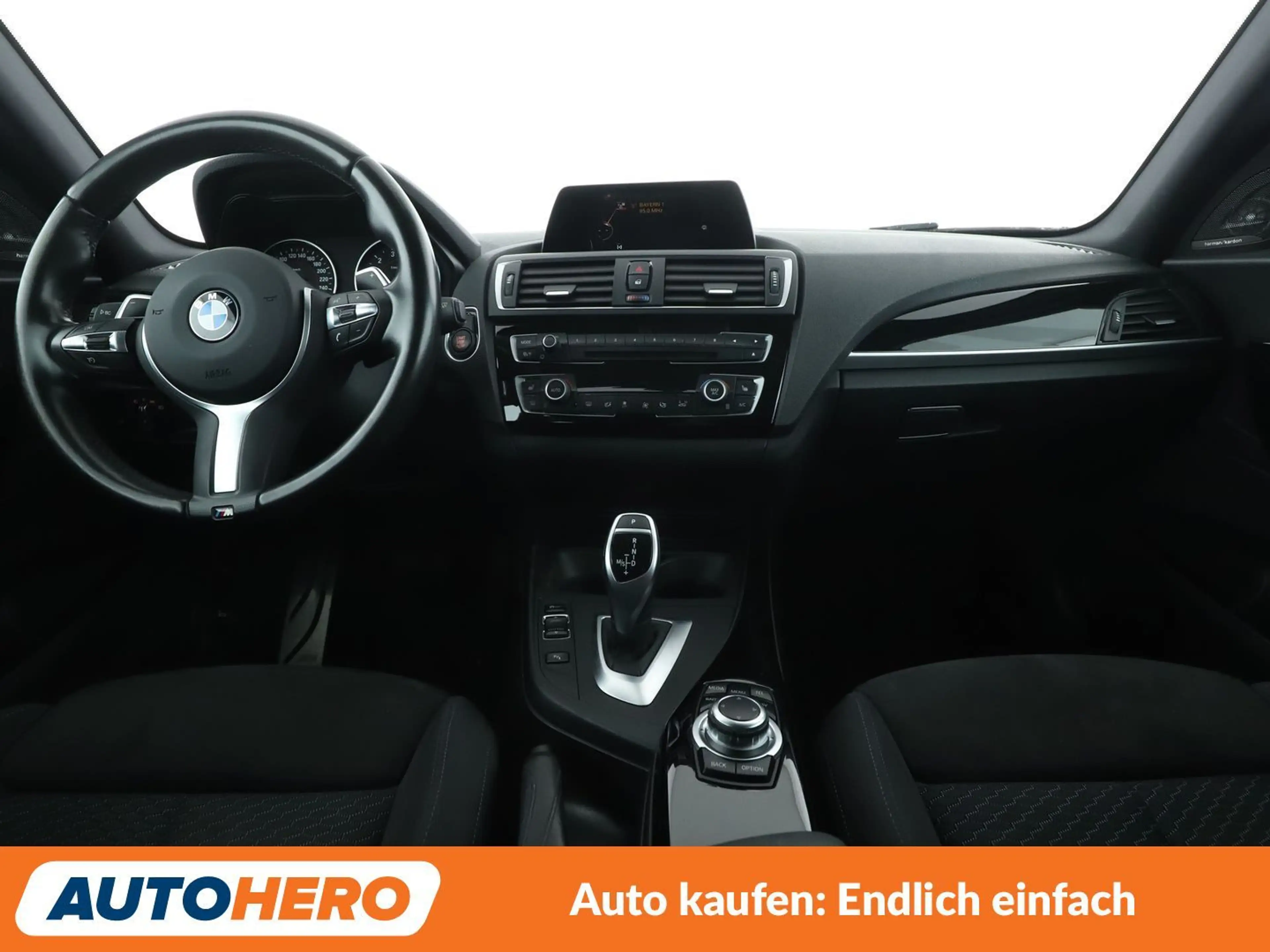 BMW 140 M140i xDrive — photo 12