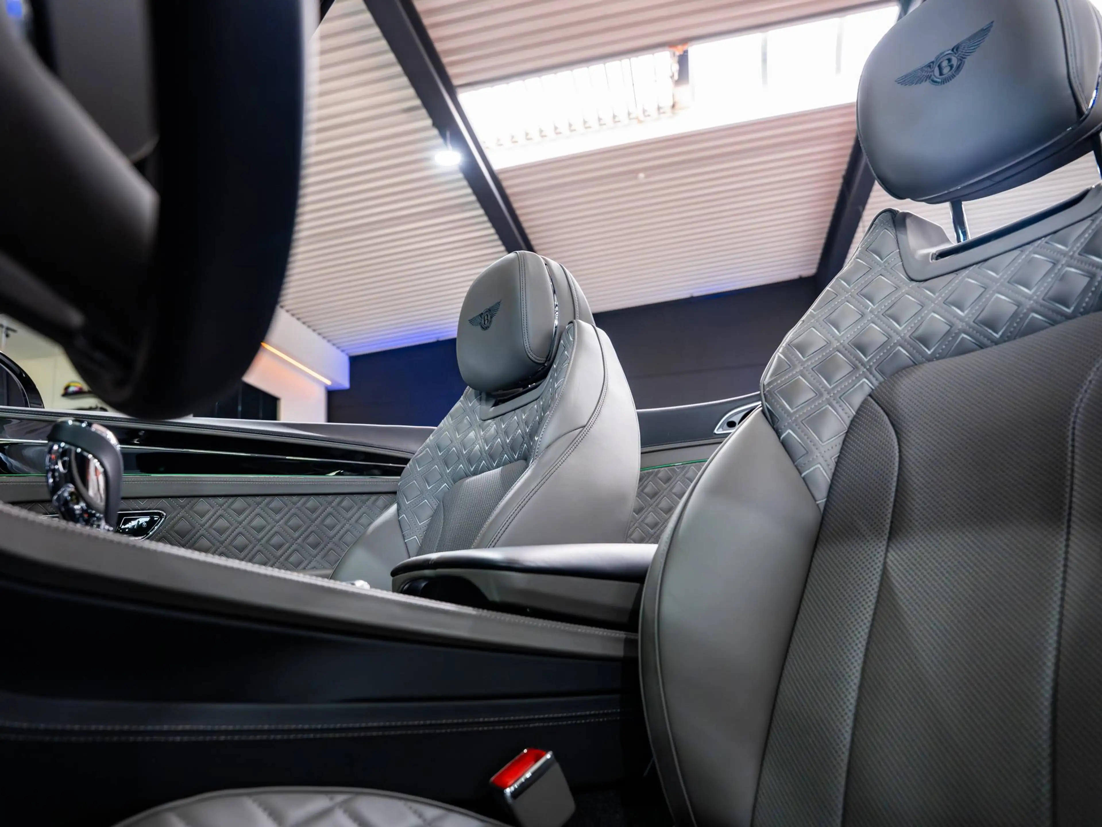 Bentley Continental GTC 4.0 V8 - Mulliner - HUD - Full PPF - Titan Grey — photo 15