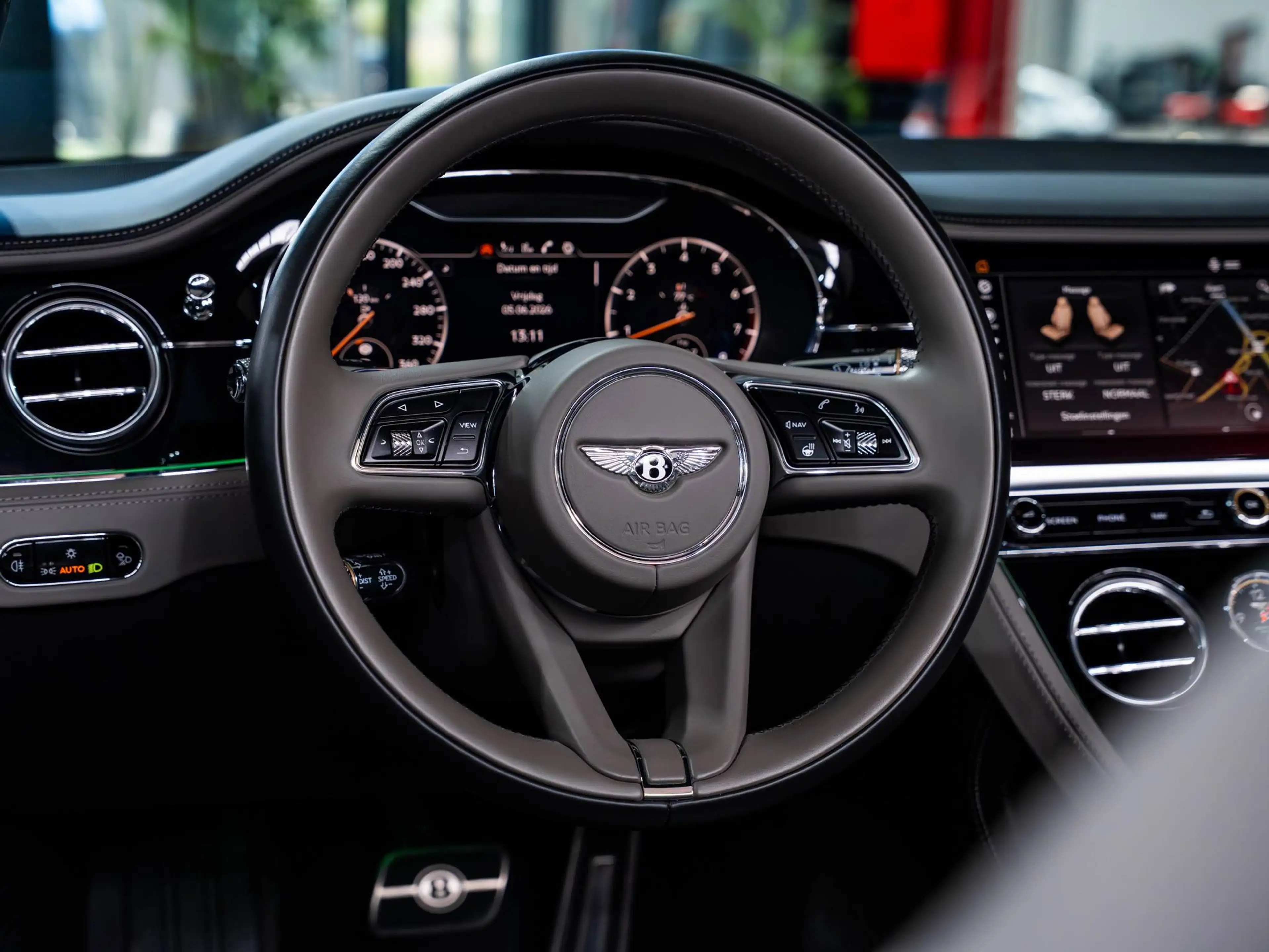 Bentley Continental GTC 4.0 V8 - Mulliner - HUD - Full PPF - Titan Grey — photo 7