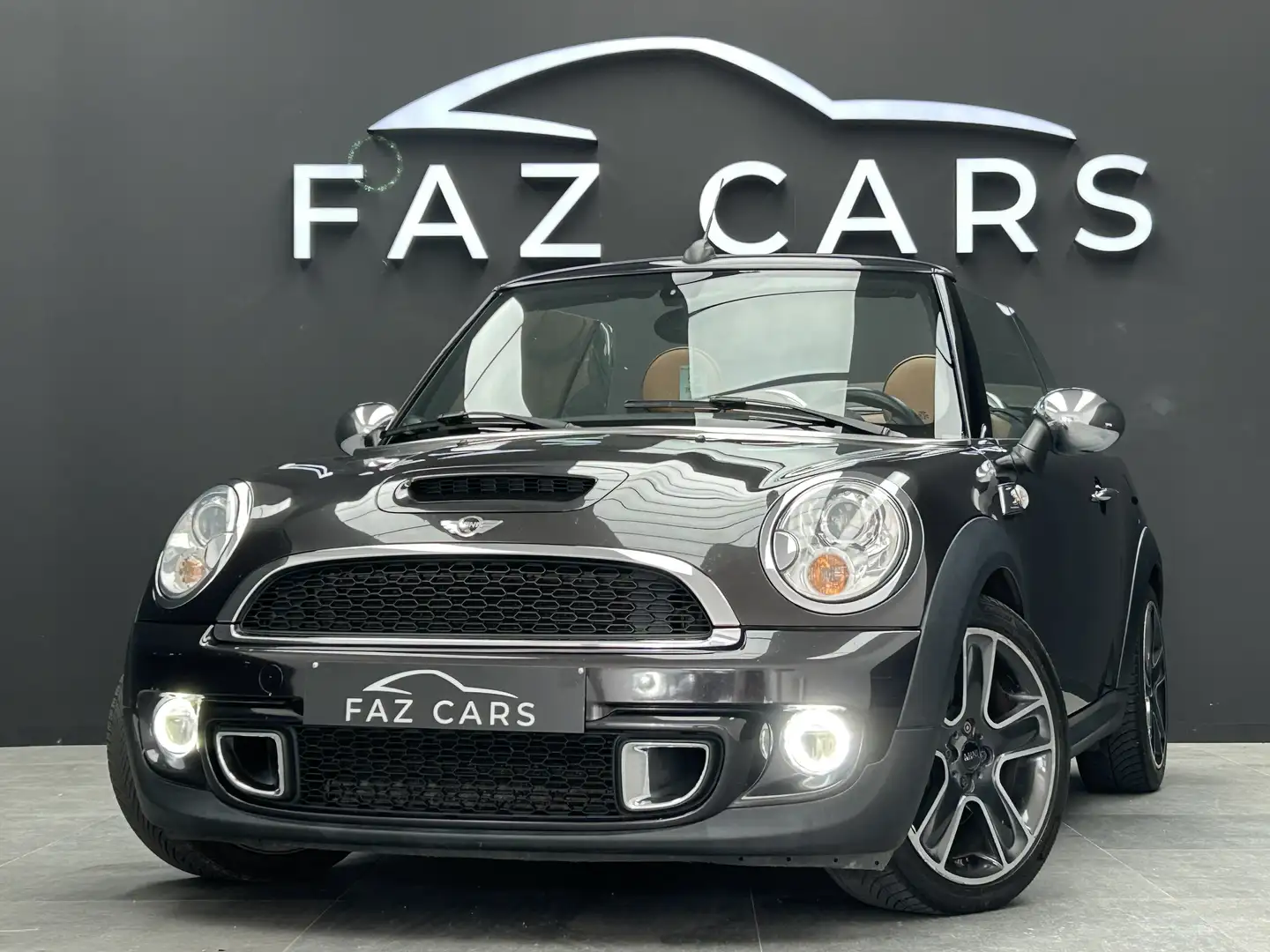 MINI Cooper SD Cabrio 2.0 D * XENON + CUIR + GPS + JANTES + REGU * Gris - 1