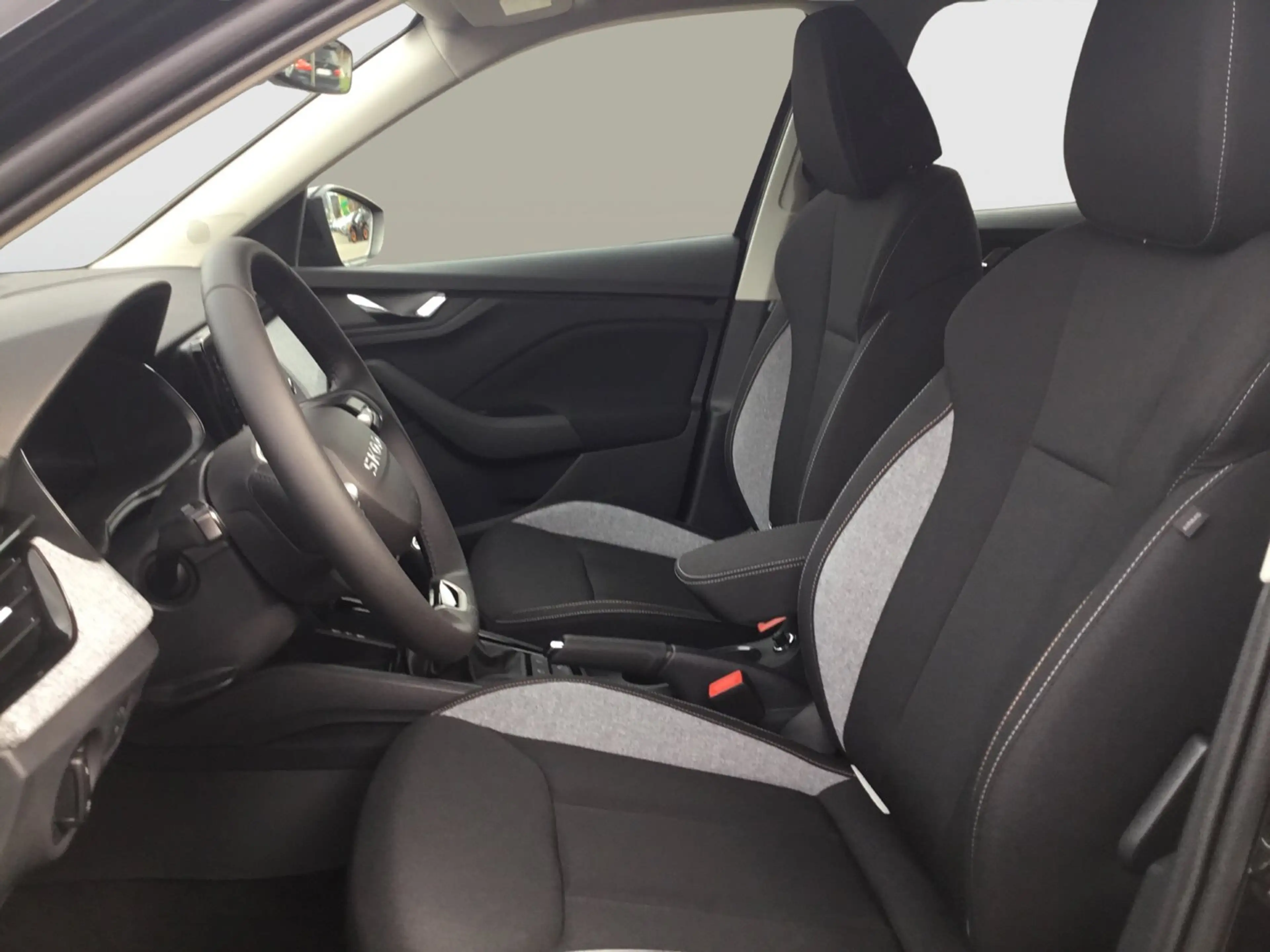 Skoda Kamiq Selection TSI — photo 9