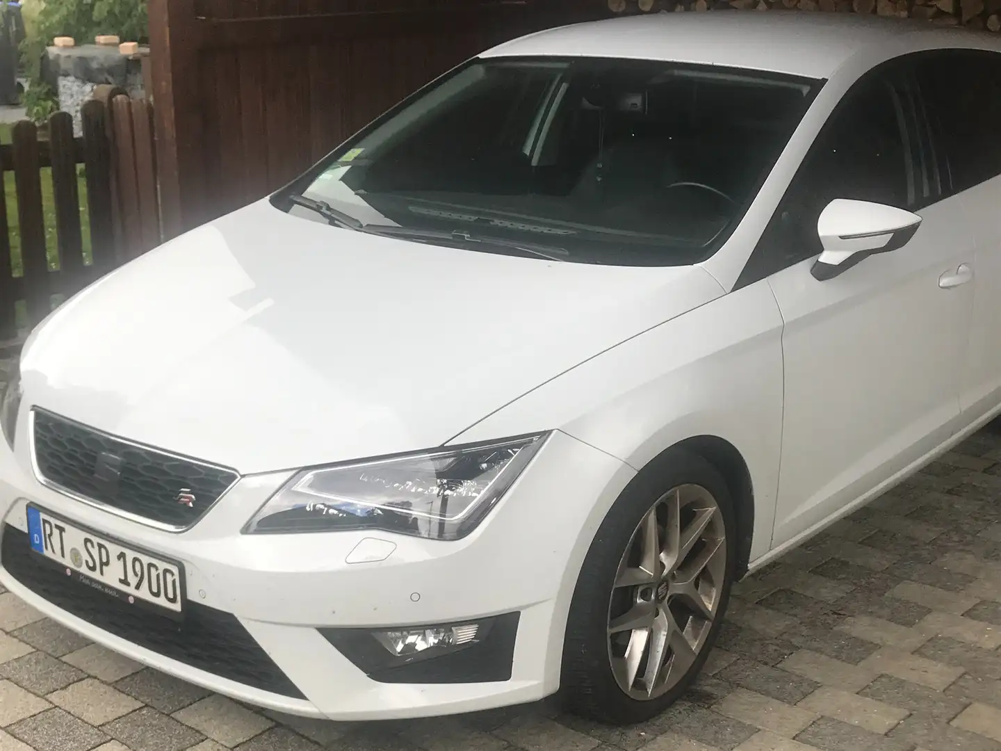 SEAT Leon Leon 1.4 TSI Ecomotive FR Weiß - 1