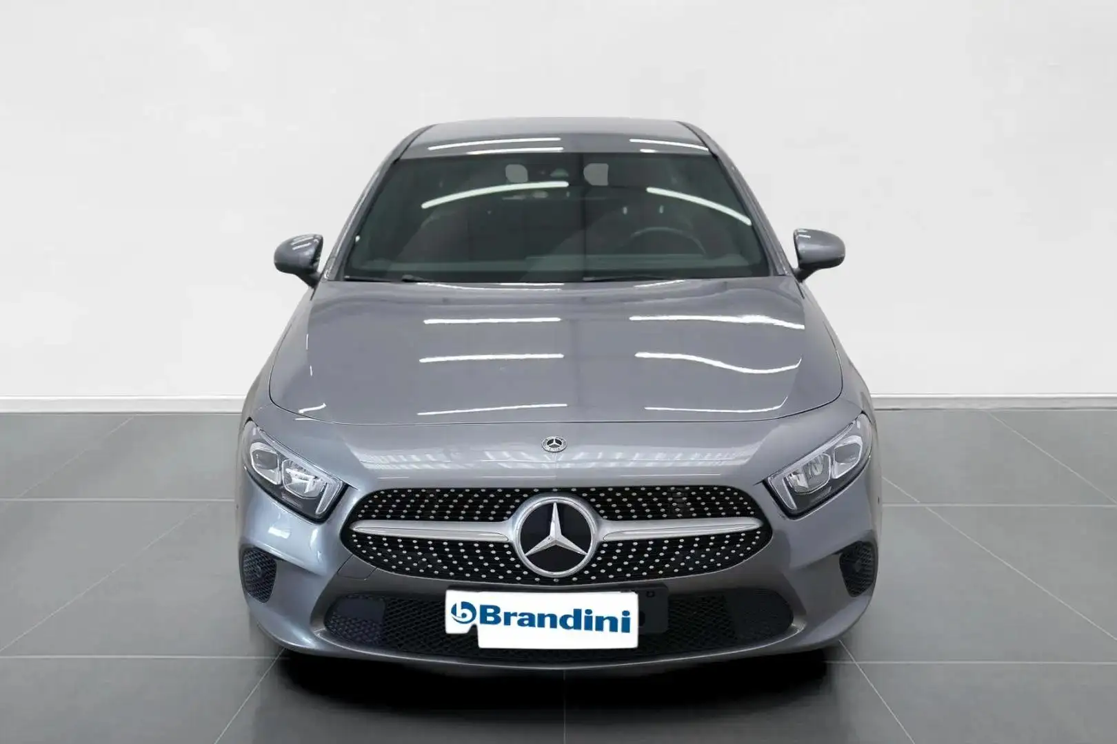 Mercedes-Benz A 180 180 d Sport auto Grigio - 2
