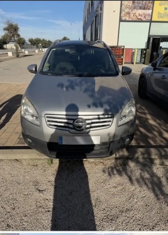 Nissan Qashqai+2
