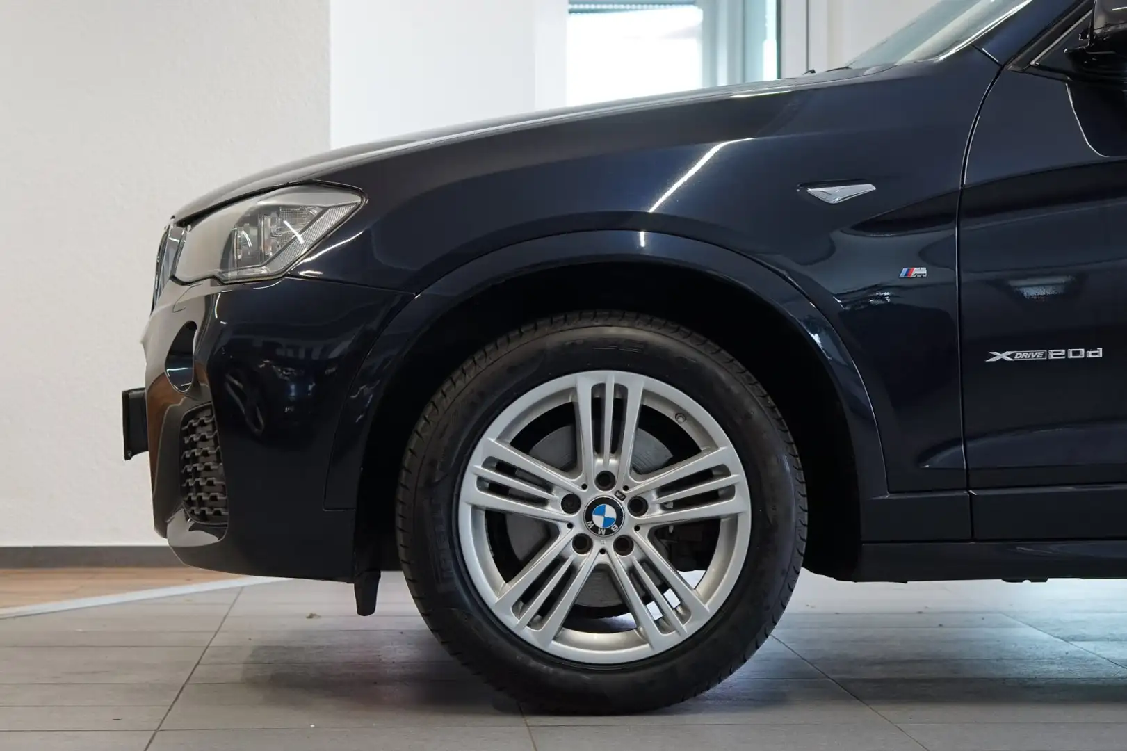 BMW X3 xDrive 20d|M-SPORTPAKET|BI-XENON|NAVI|PANO Schwarz - 2