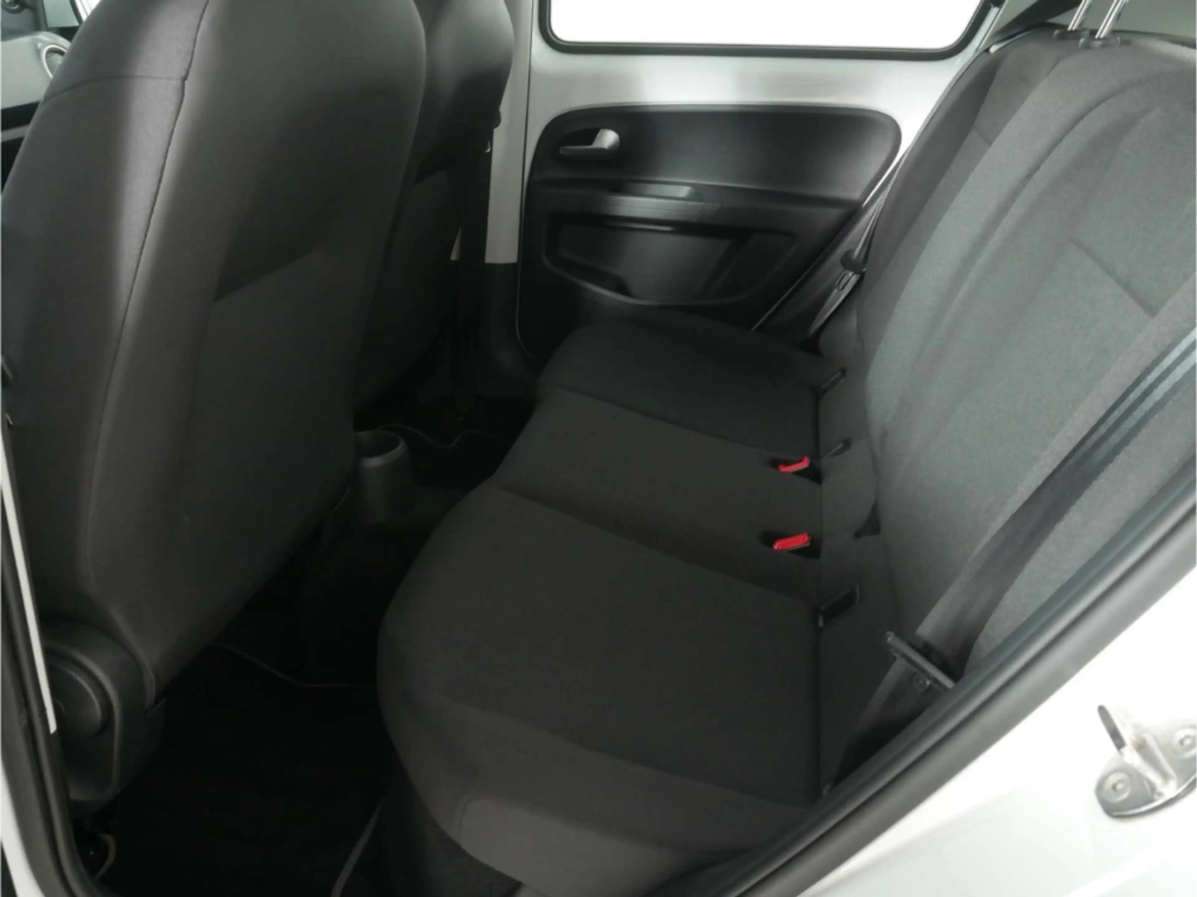 Volkswagen e-up! Move Up! 32,3 kWh — photo 15