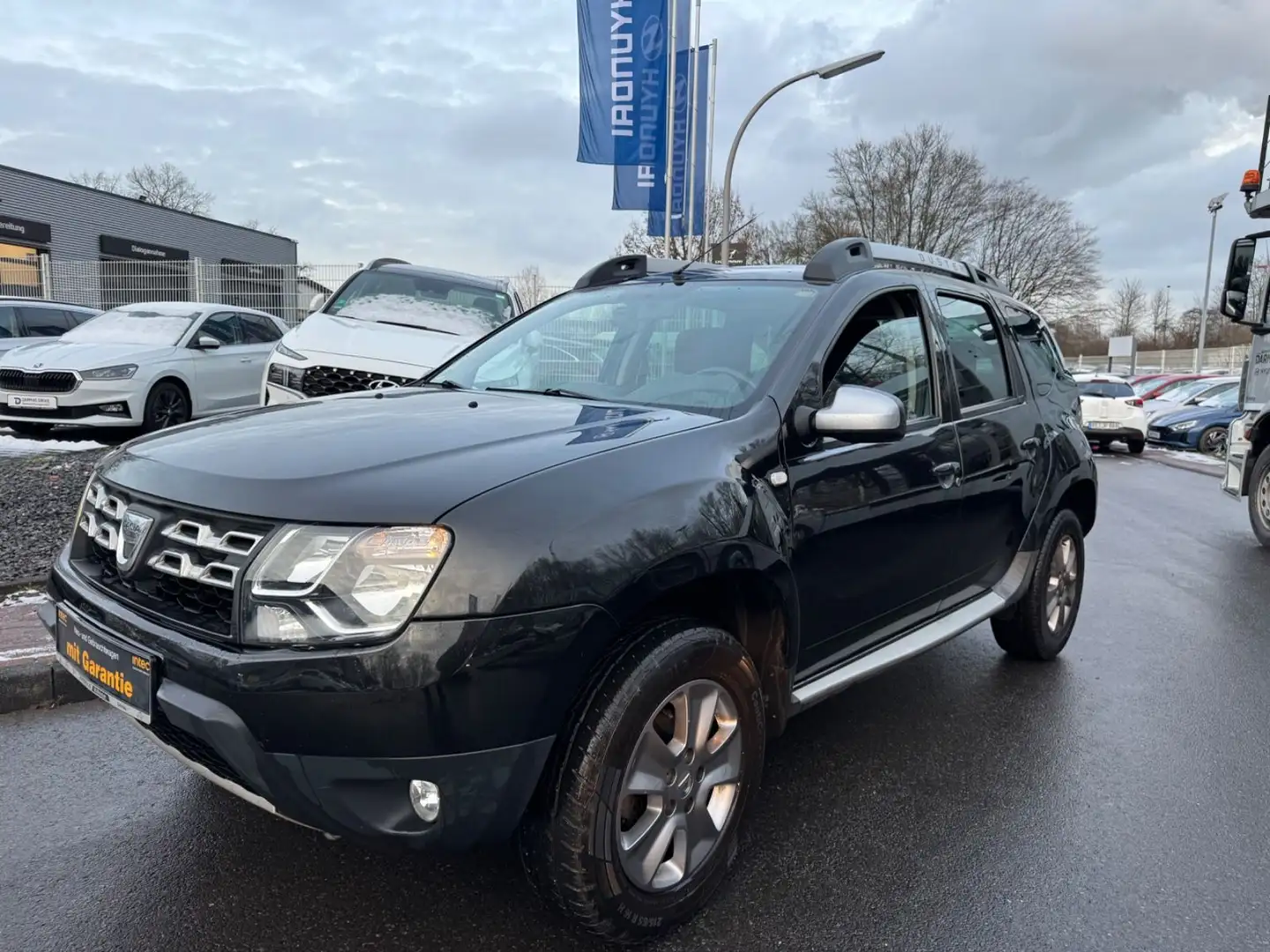 Dacia Duster 1,5 DCI/PRESTIGE/NAVI/KLIMA/ALU/AHK/SERVICE-NEU! Schwarz - 1
