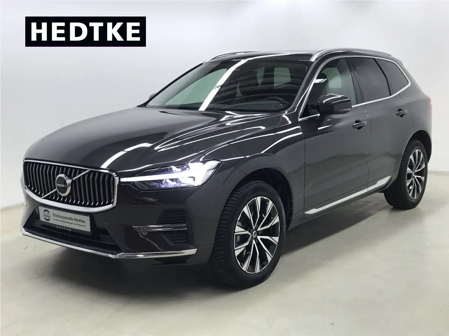 Volvo XC60 B4 Benzin Plus Bright 19"+H&K+WINTER-PAKET Szary - 1