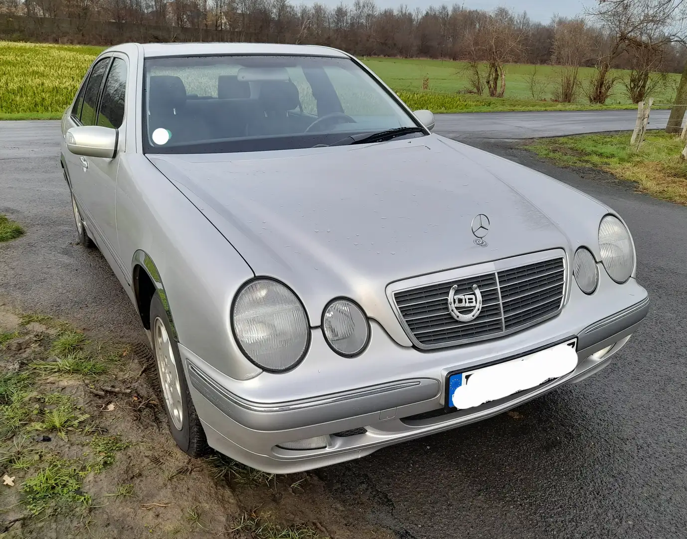 Mercedes-Benz E 200 Elegance Aut.*KLIMA*EGSD*TOP GEPFLEGT* Silber - 1