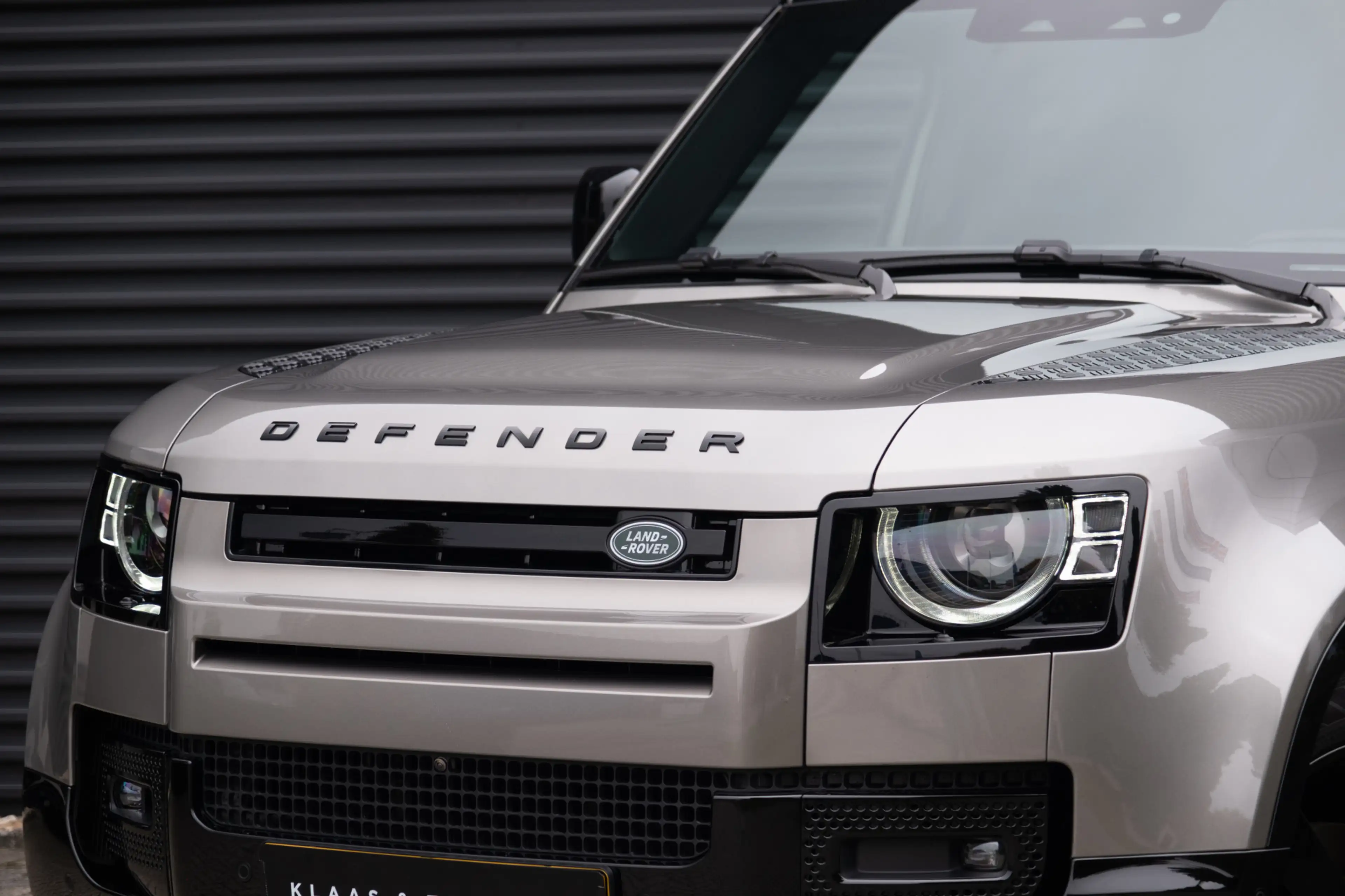 Land Rover Defender 110 P300e X-Dynamic HSE | 5500 KM | Nieuwstaat | B — photo 19