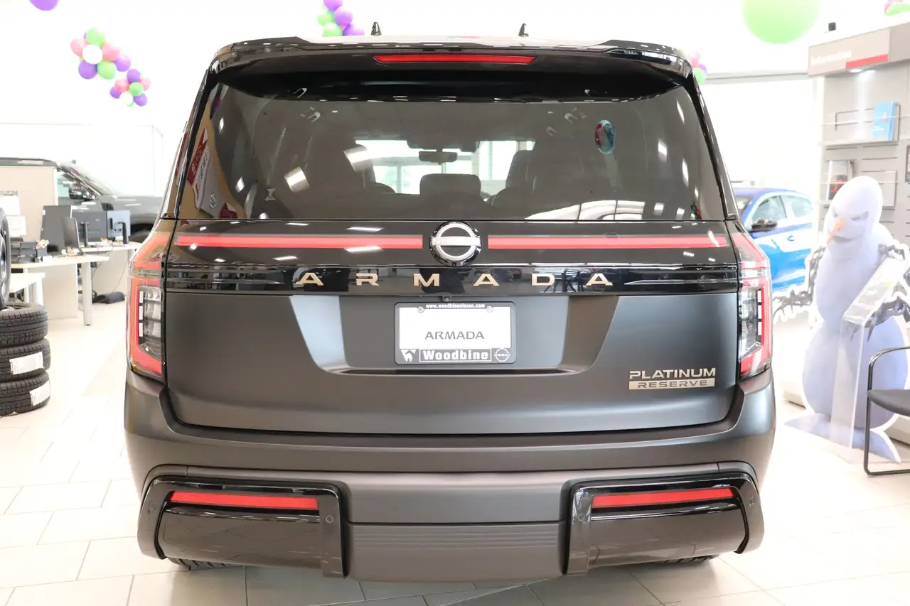 Nissan Armada снимка Nissan Armada