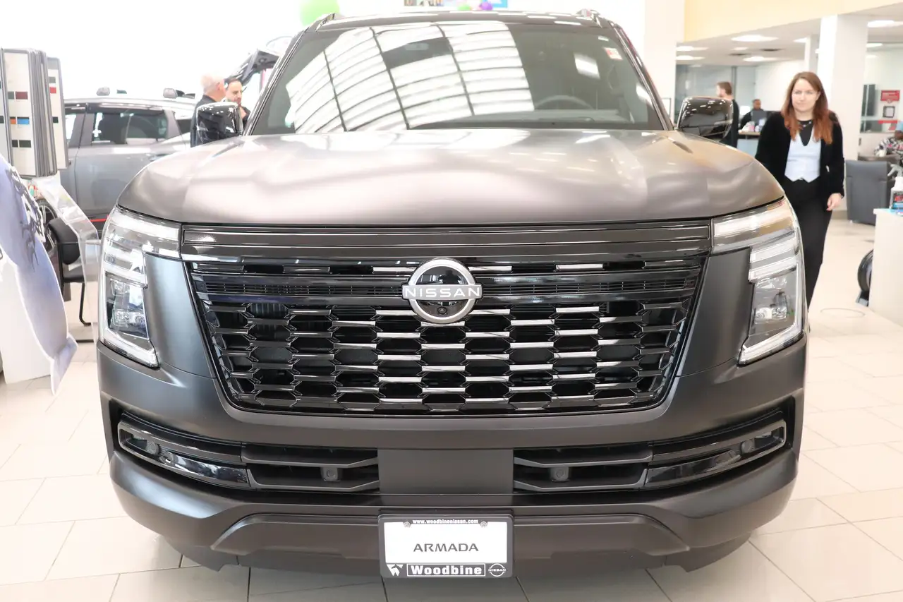 Nissan Armada снимка Nissan Armada