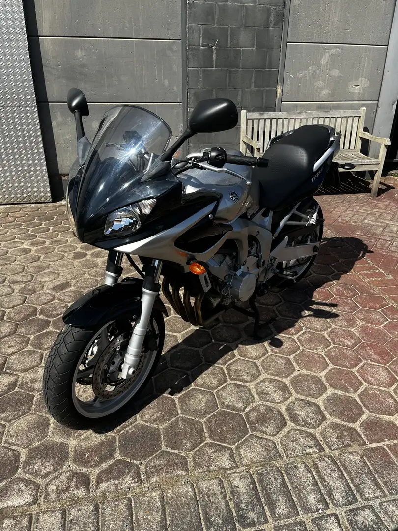 Yamaha FZ 6 - 2