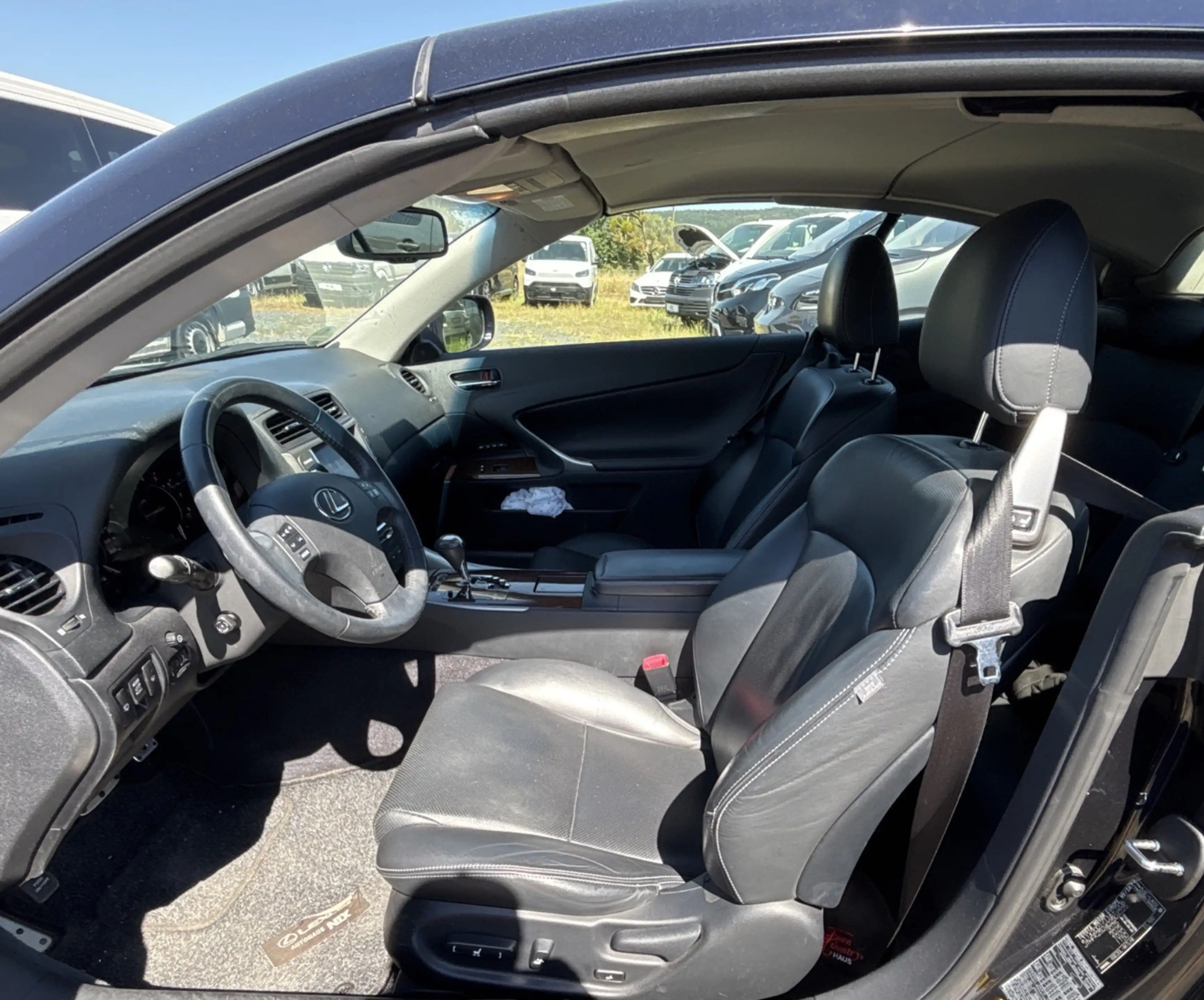 Lexus IS 250 Cabriolet 250C Luxury — photo 3