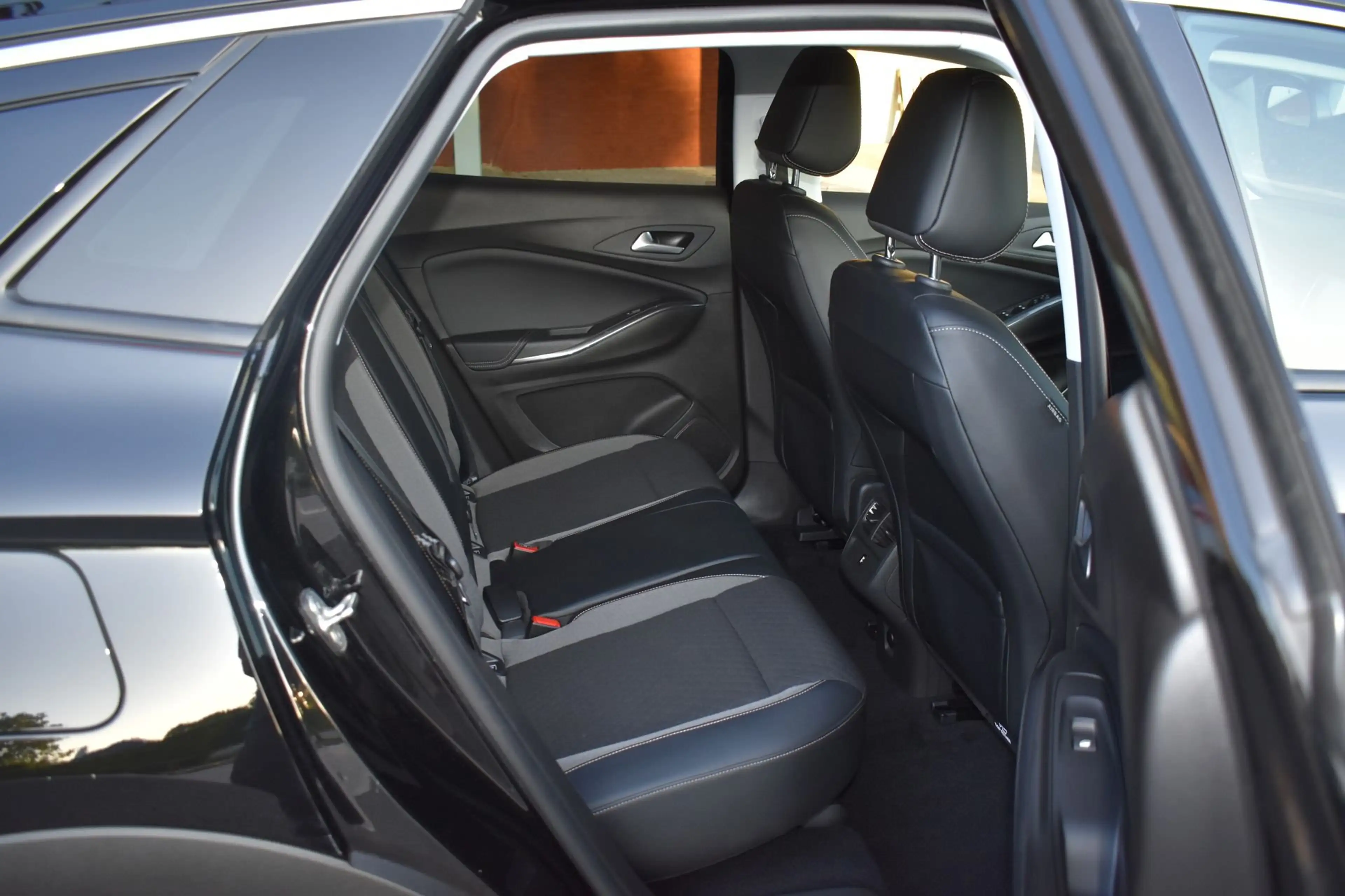 Opel Grandland X 1.2Turbo Innovation *Navi*FullLed*Trekhaak*El Koffer — photo 15