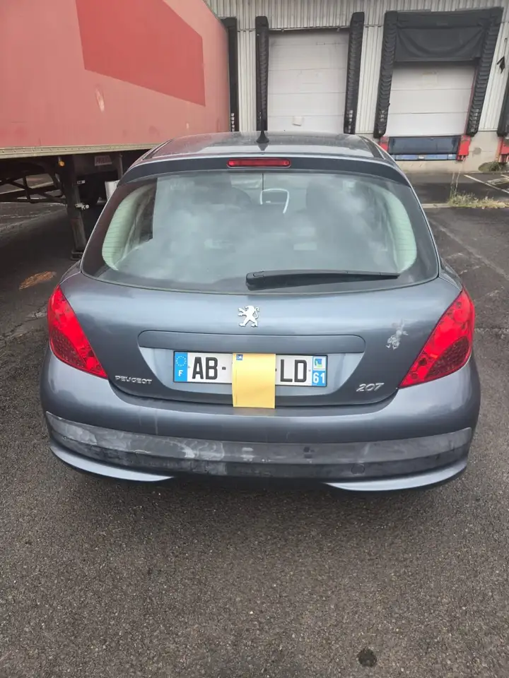 Peugeot 207 AFFAIRE 1.4 HDI 70 STANDARD