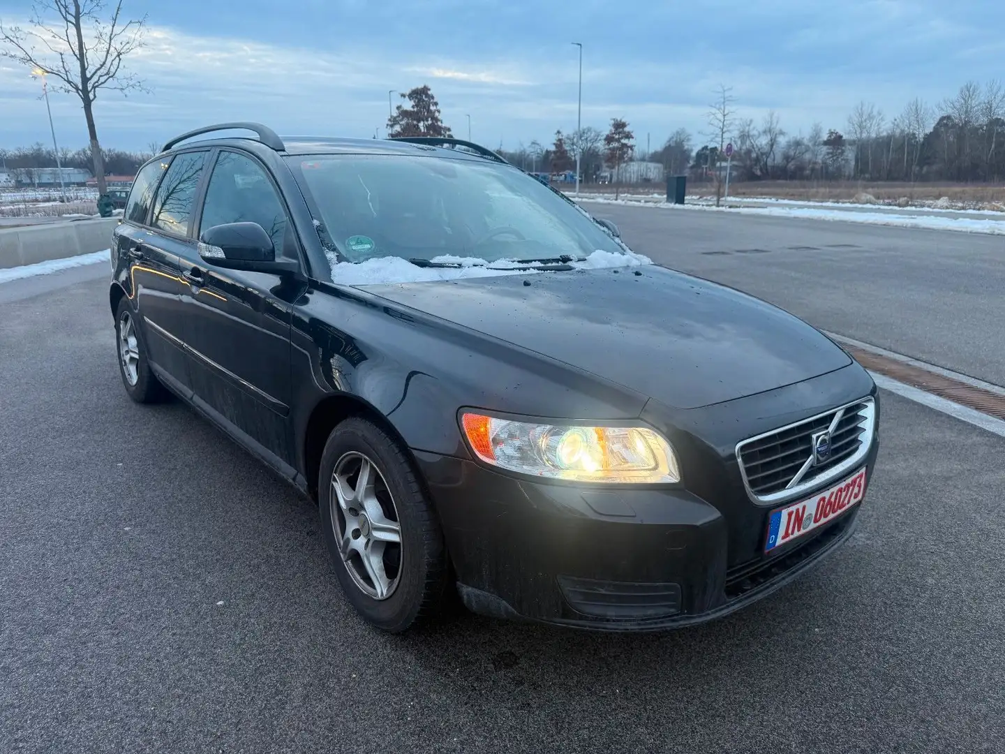 Volvo V50 Schwarz - 1