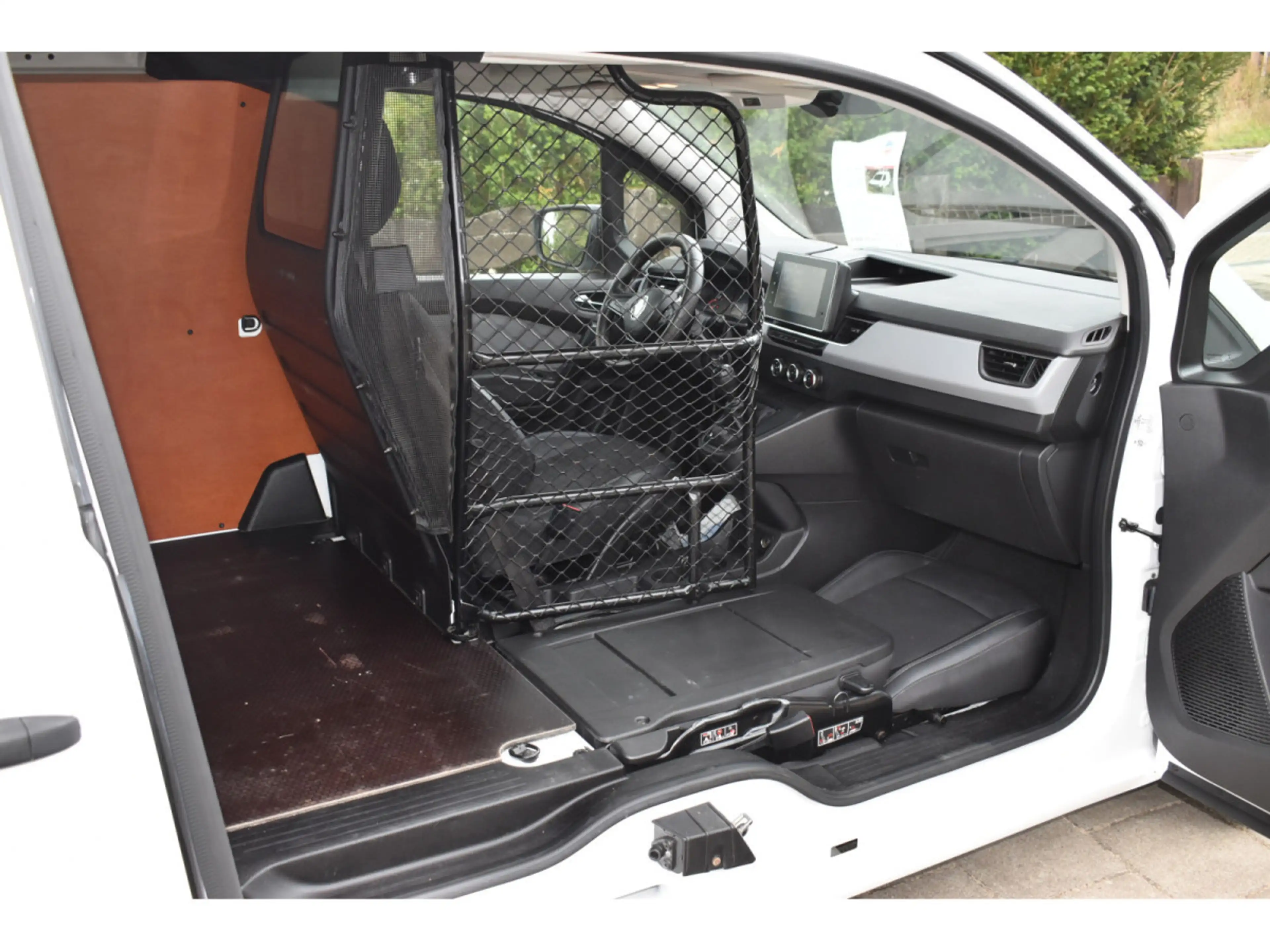 Renault Kangoo III 1,5 DCI 95 très soigné Airco — photo 2