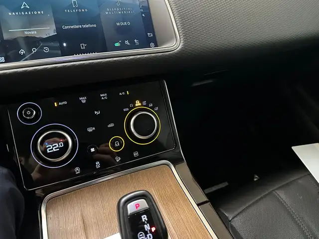 Land Rover Range Rover Evoque view 14