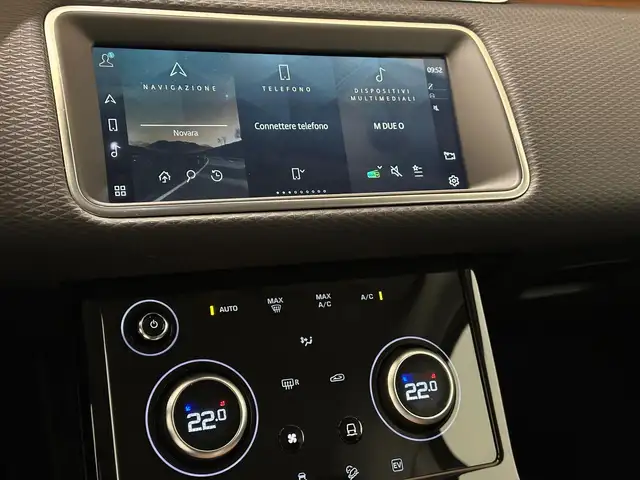 Land Rover Range Rover Evoque view 11