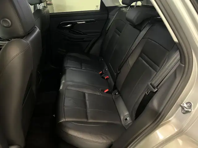 Land Rover Range Rover Evoque view 26