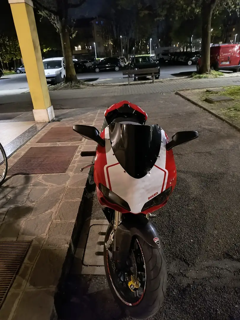 Ducati 848 Rosso - 2