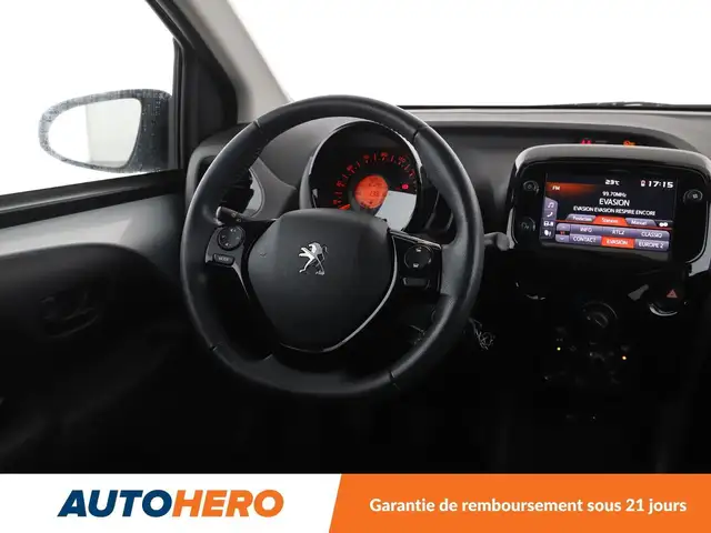 Peugeot 108 view 13