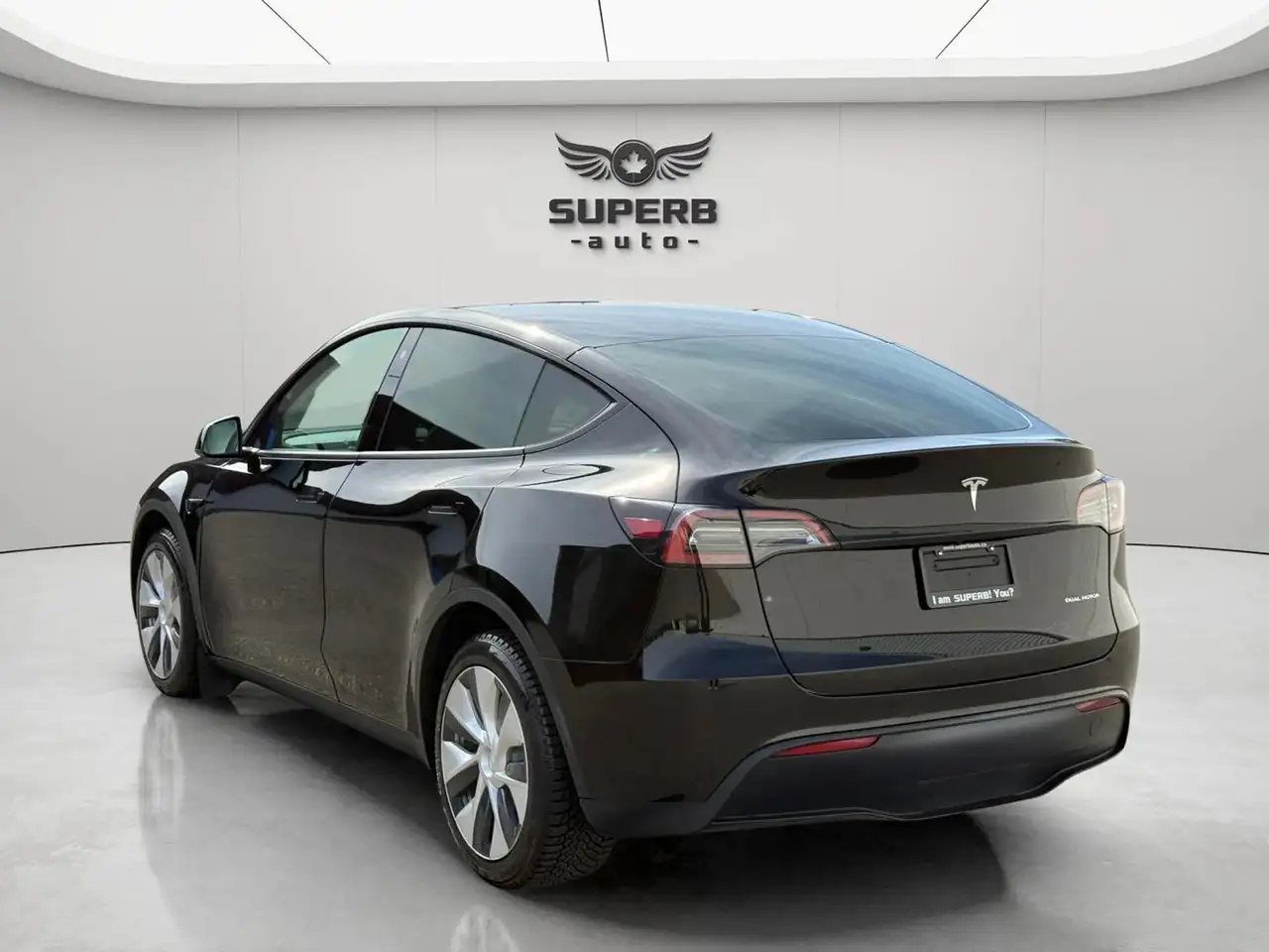 Tesla Model Y photo Tesla Model Y